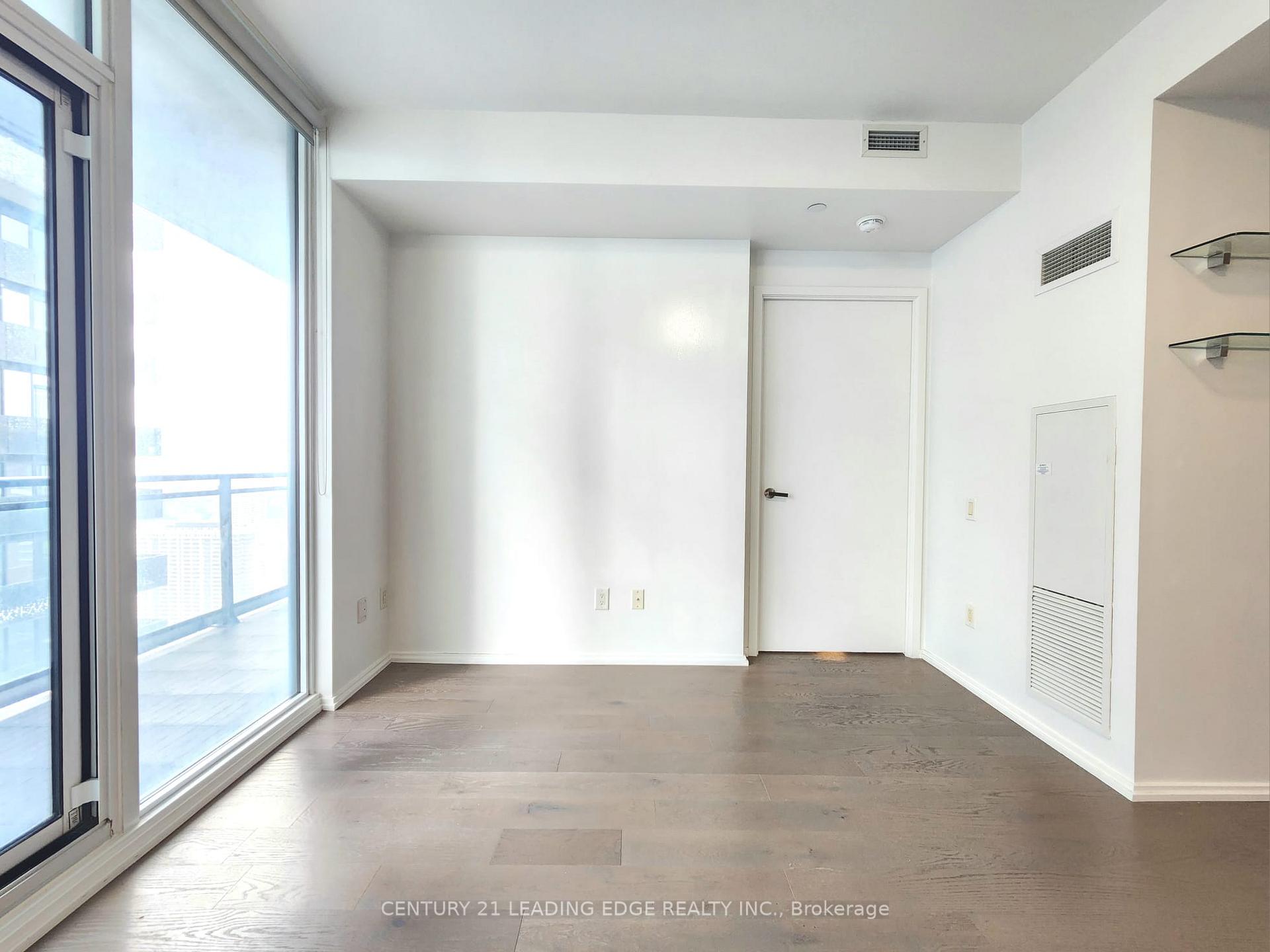 Photo 4 of Unit 4511, 45 Charles Street E, Toronto, Church-Yonge Corridor — HOMEH