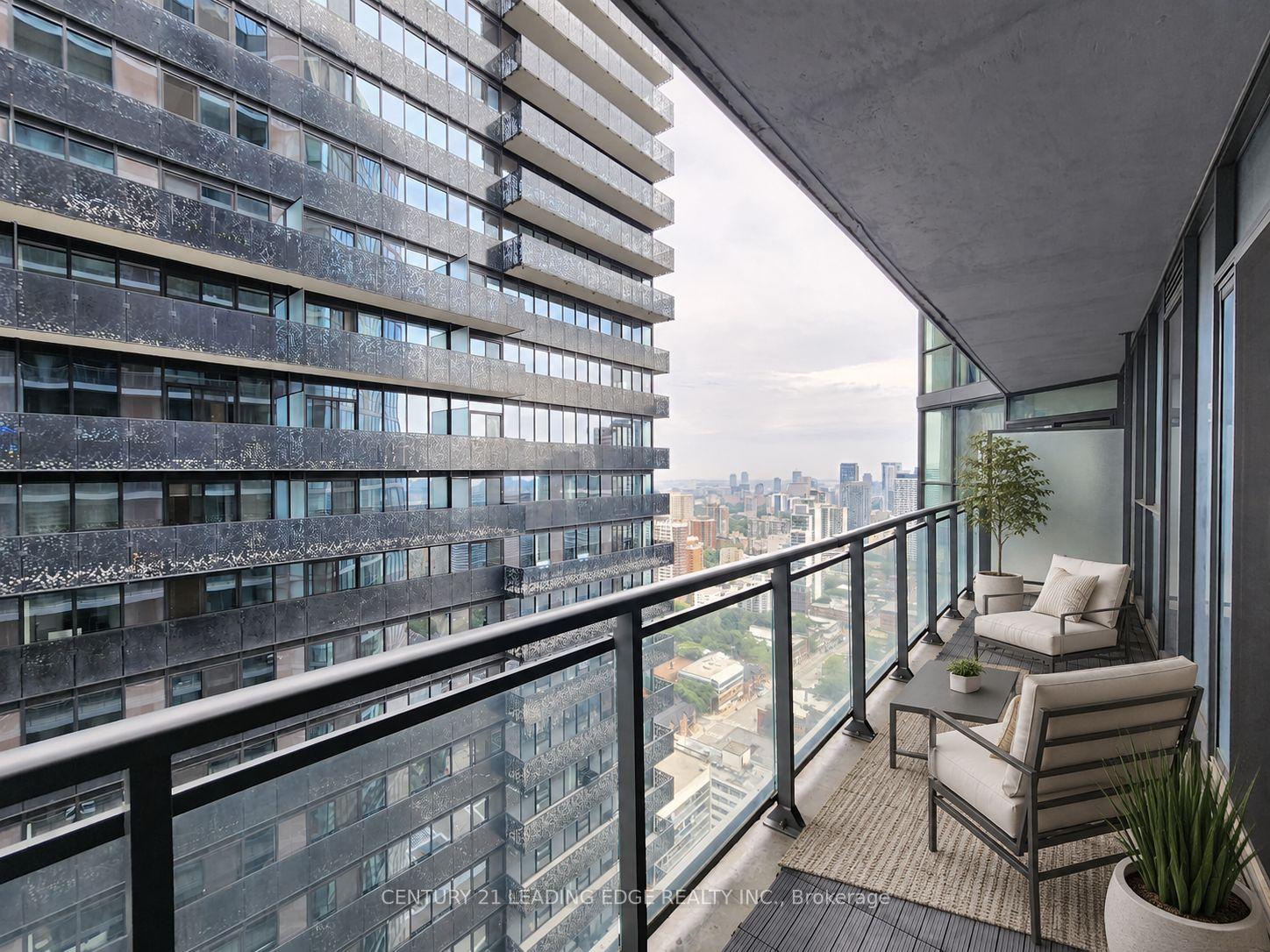 Photo 10 of Unit 4511, 45 Charles Street E, Toronto, Church-Yonge Corridor — HOMEH