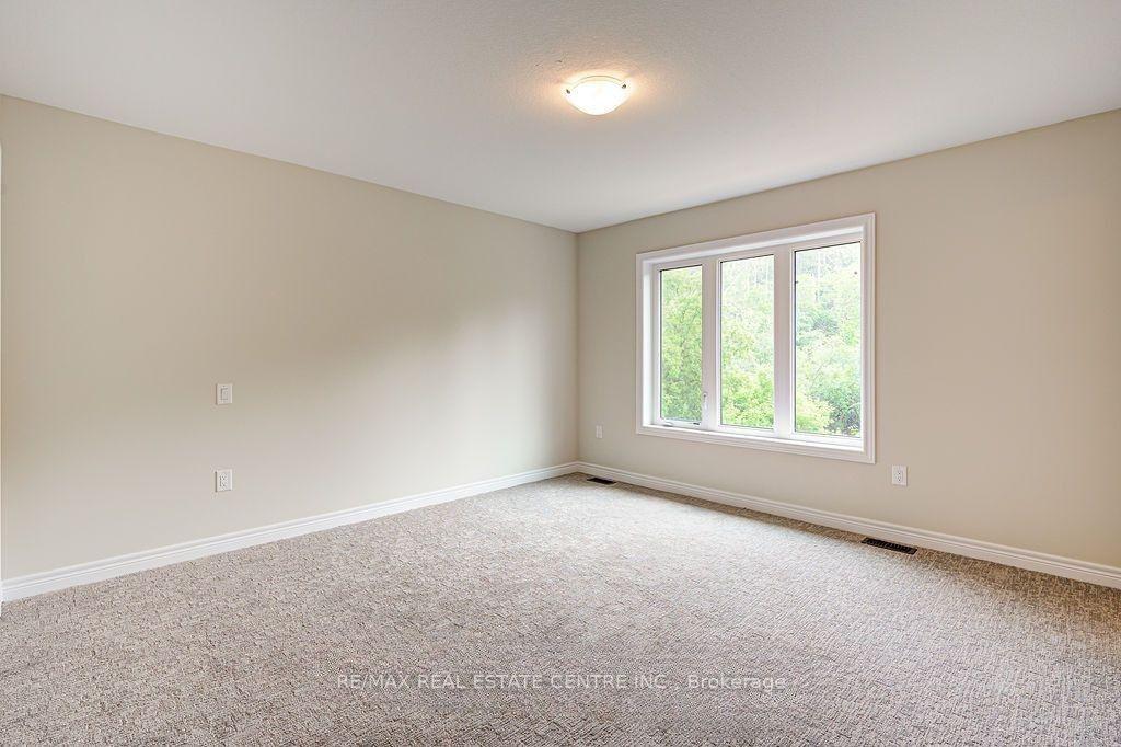 Photo 26 of Unit 49, 100 Hollywood Court, Cambridge, Greenway-Chaplin — HOMEH