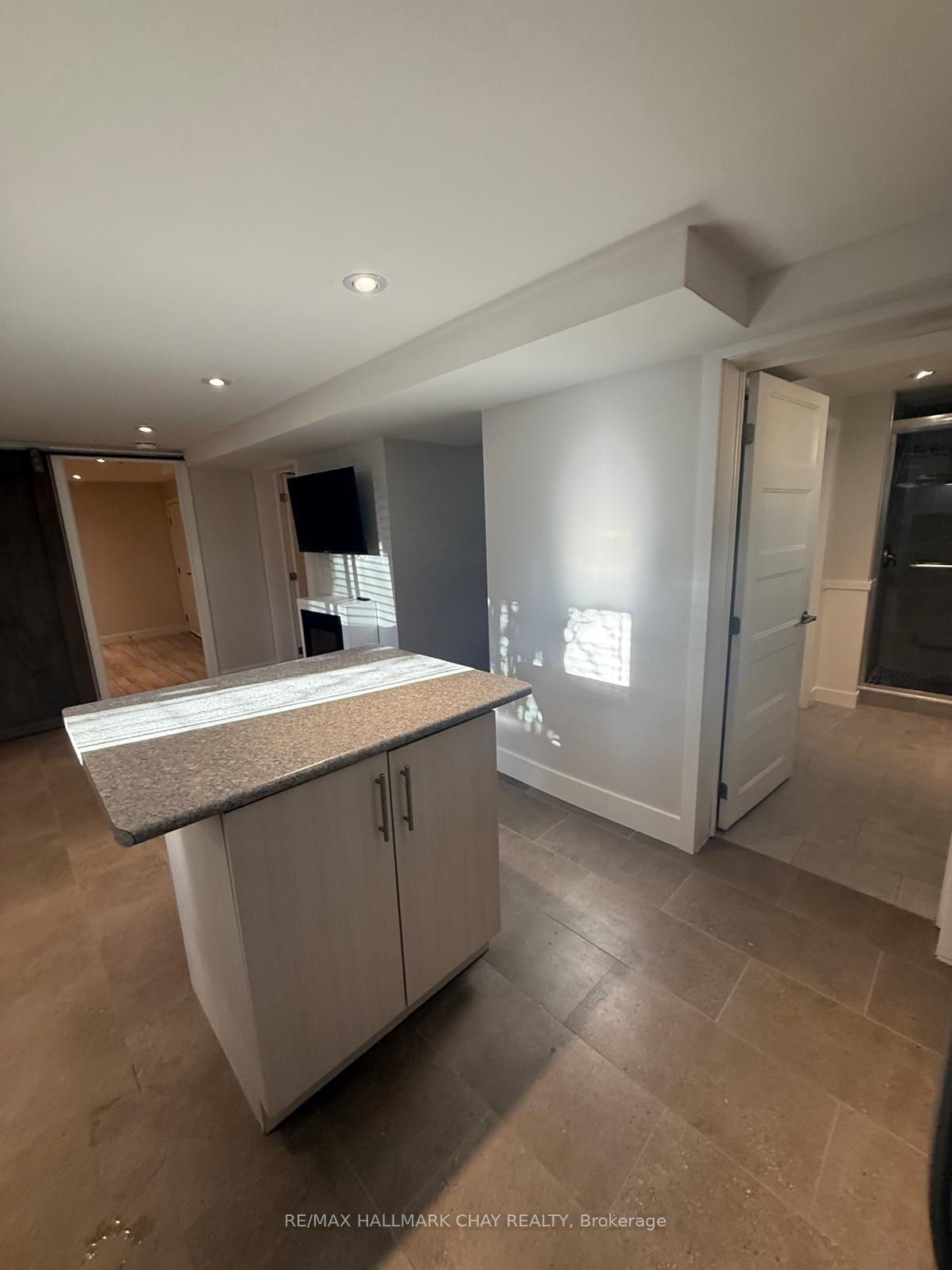 Photo 6 of 137 Clapperton Street, Barrie, Wellington — HOMEH