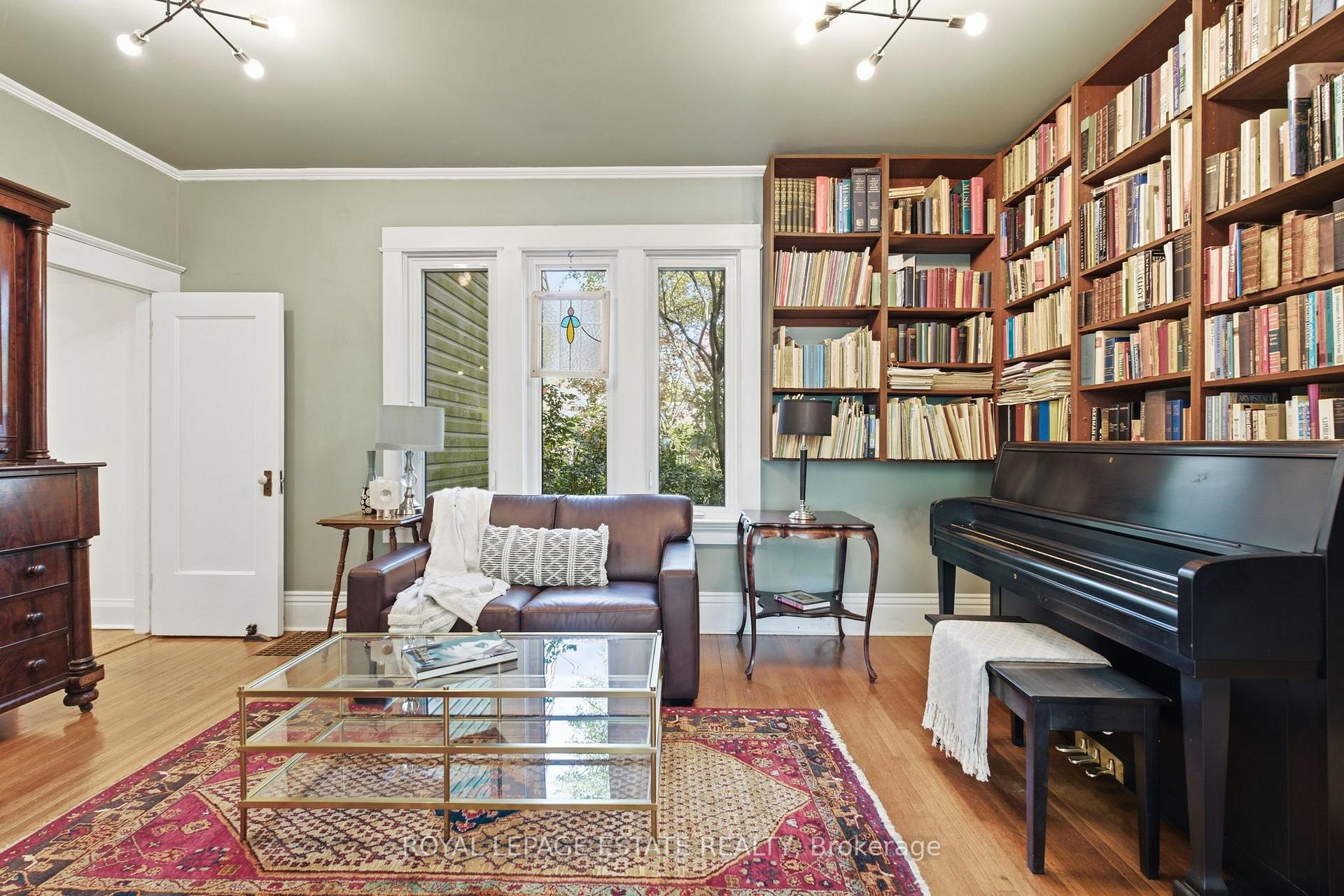 Photo 8 of 14 Lyall Avenue, Toronto, East End-Danforth — HOMEH