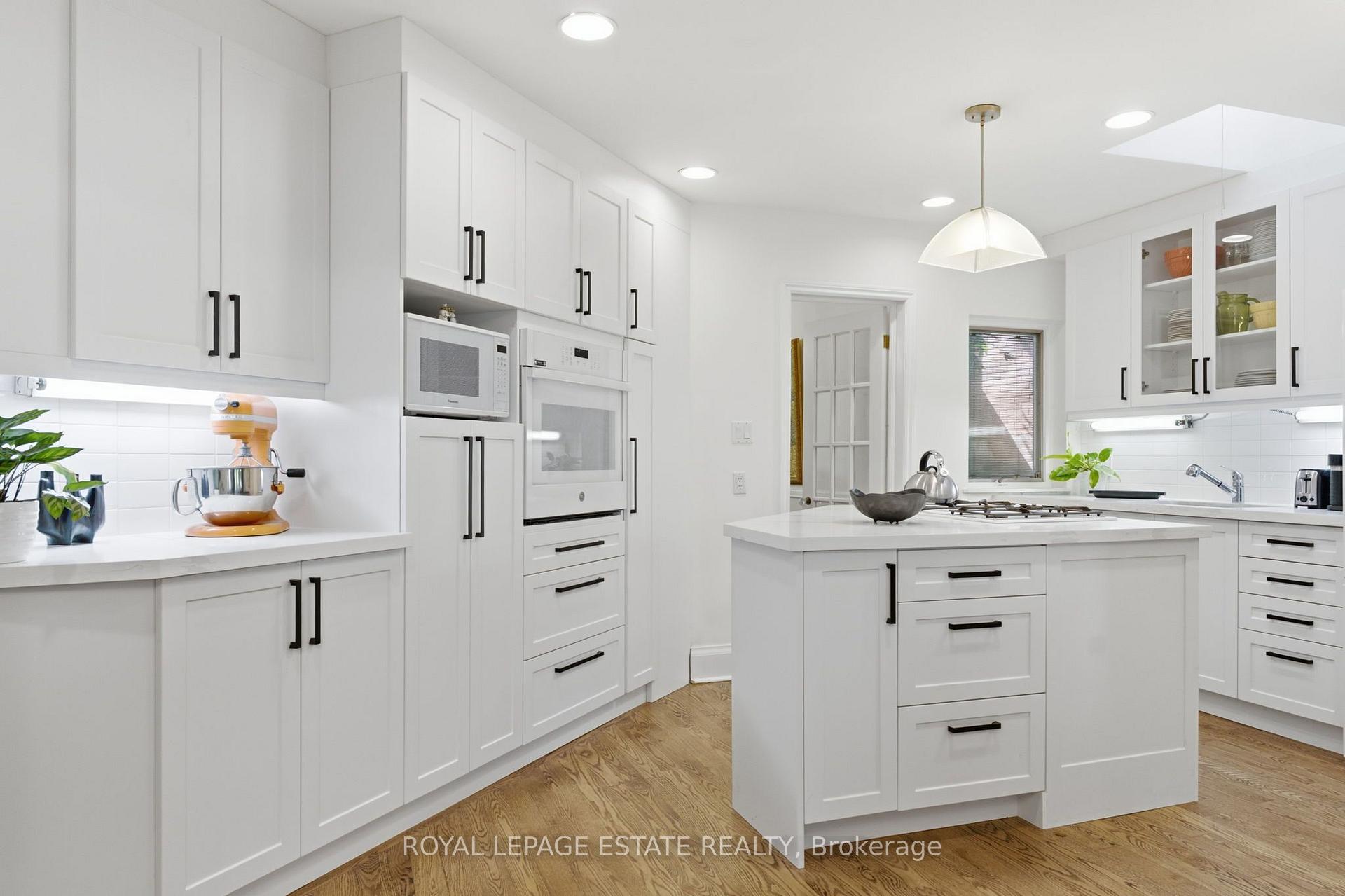 Photo 14 of 14 Lyall Avenue, Toronto, East End-Danforth — HOMEH