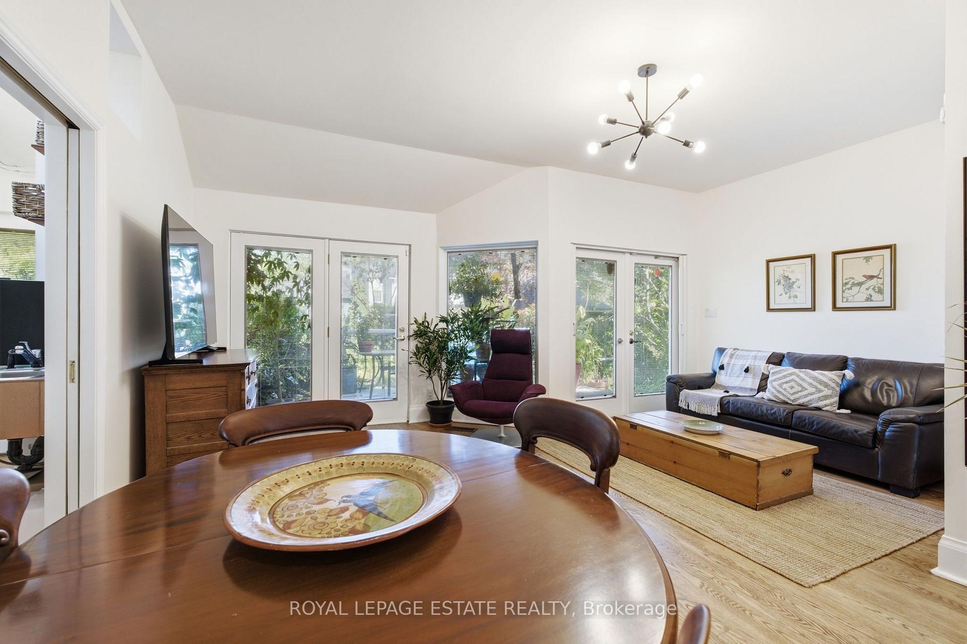 Photo 15 of 14 Lyall Avenue, Toronto, East End-Danforth — HOMEH