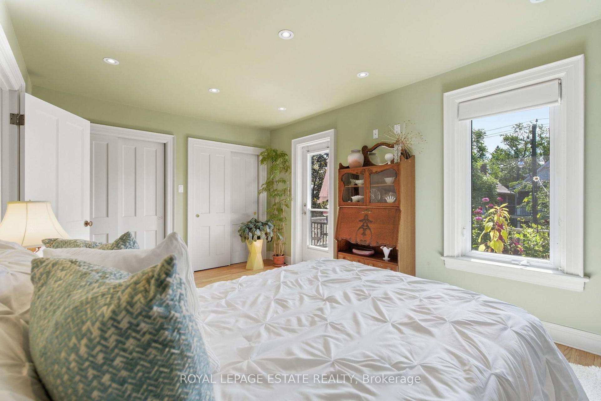 Photo 25 of 14 Lyall Avenue, Toronto, East End-Danforth — HOMEH
