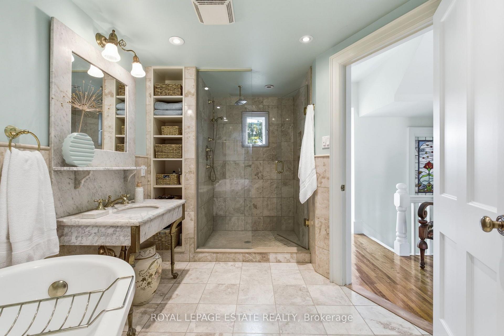 Photo 31 of 14 Lyall Avenue, Toronto, East End-Danforth — HOMEH