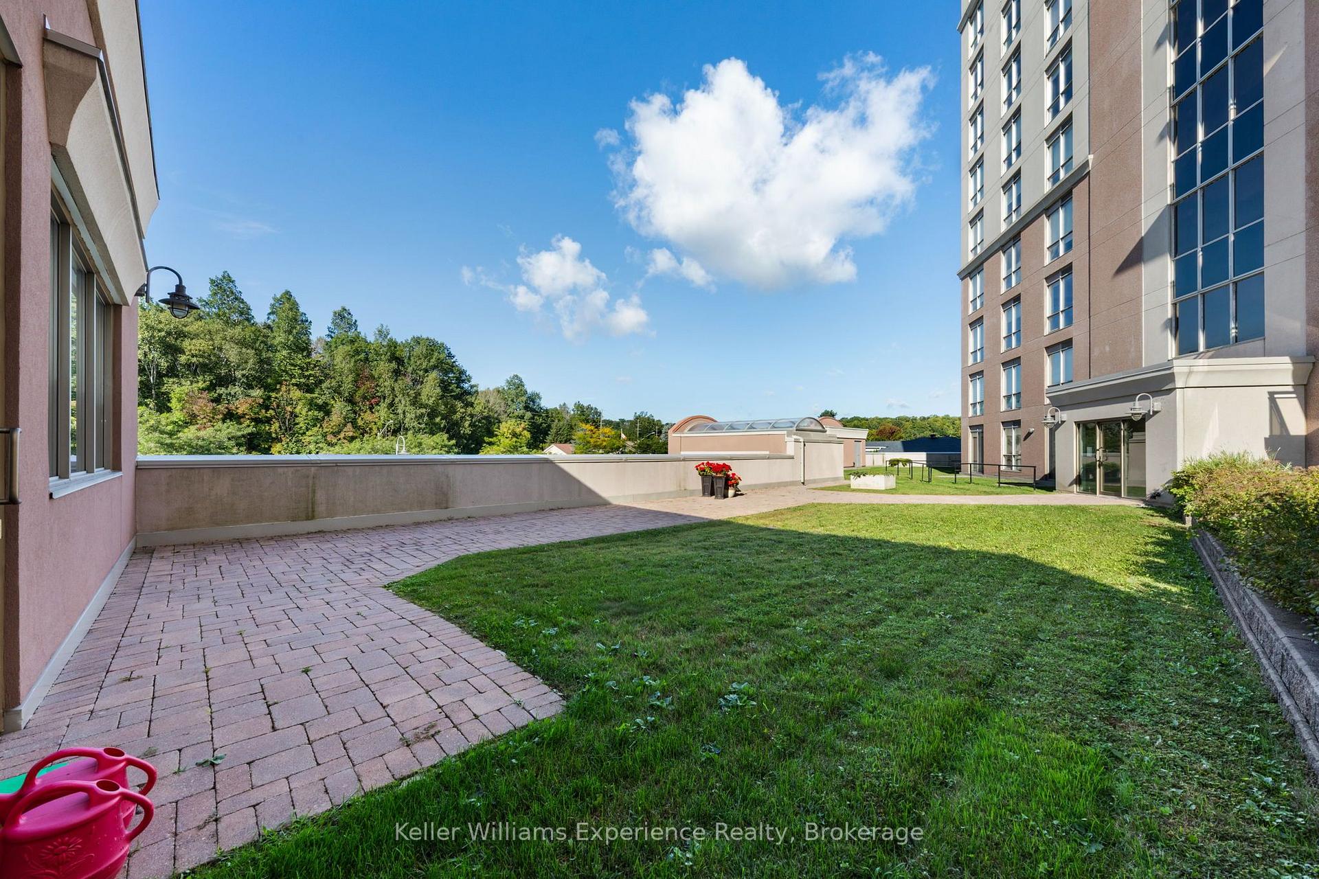 Photo 20 of Unit 706, 699 Aberdeen Boulevard, Midland — HOMEH