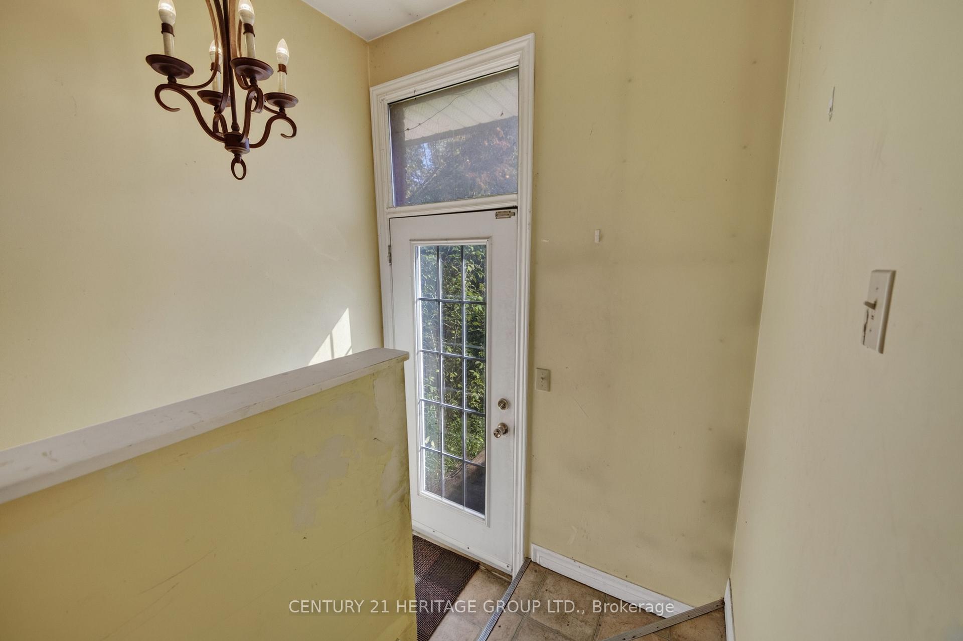 Photo 24 of 33 Minonen Road, Georgina, Baldwin — HOMEH