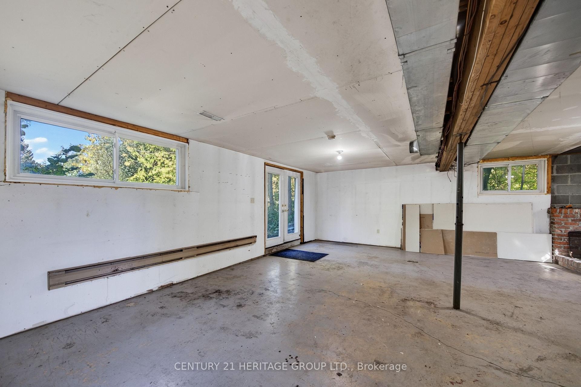 Photo 25 of 33 Minonen Road, Georgina, Baldwin — HOMEH