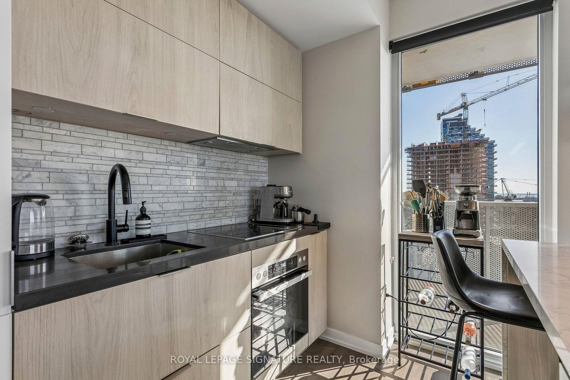 Photo 4 of Unit 2403, 20 Richardson Street, Toronto, Waterfront Communities — HOMEH