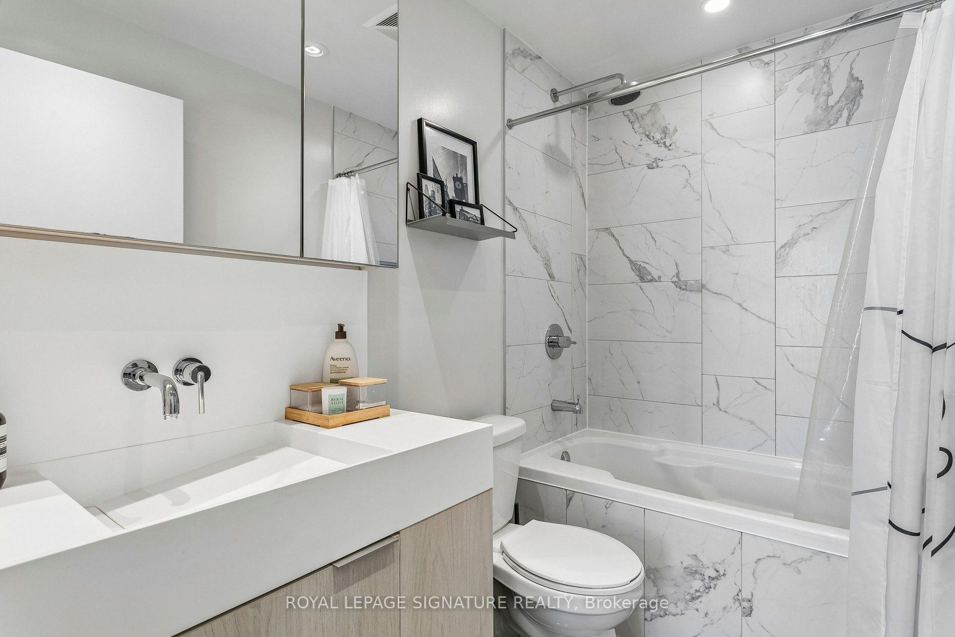 Photo 26 of Unit 2403, 20 Richardson Street, Toronto, Waterfront Communities — HOMEH
