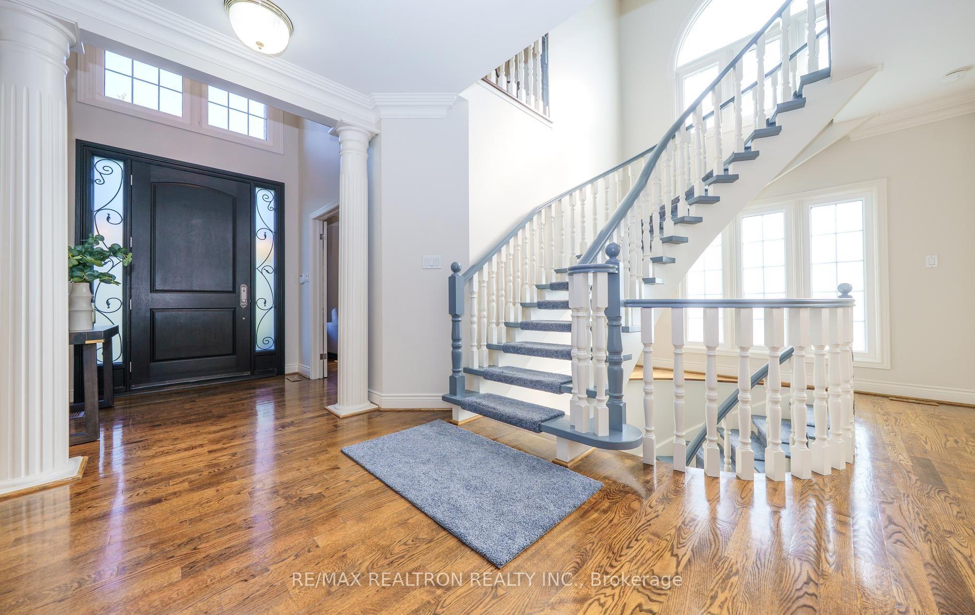 Photo 7 of 96 Markwood Lane, Vaughan, Crestwood-Springfarm-Yorkhill — HOMEH