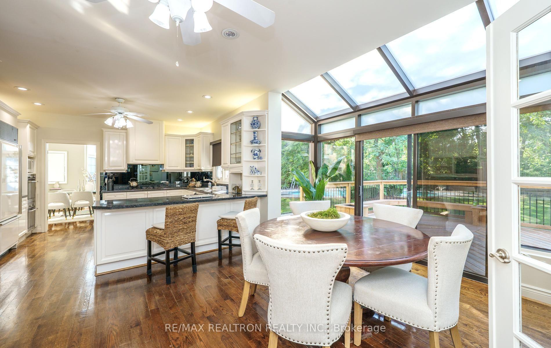 Photo 18 of 96 Markwood Lane, Vaughan, Crestwood-Springfarm-Yorkhill — HOMEH