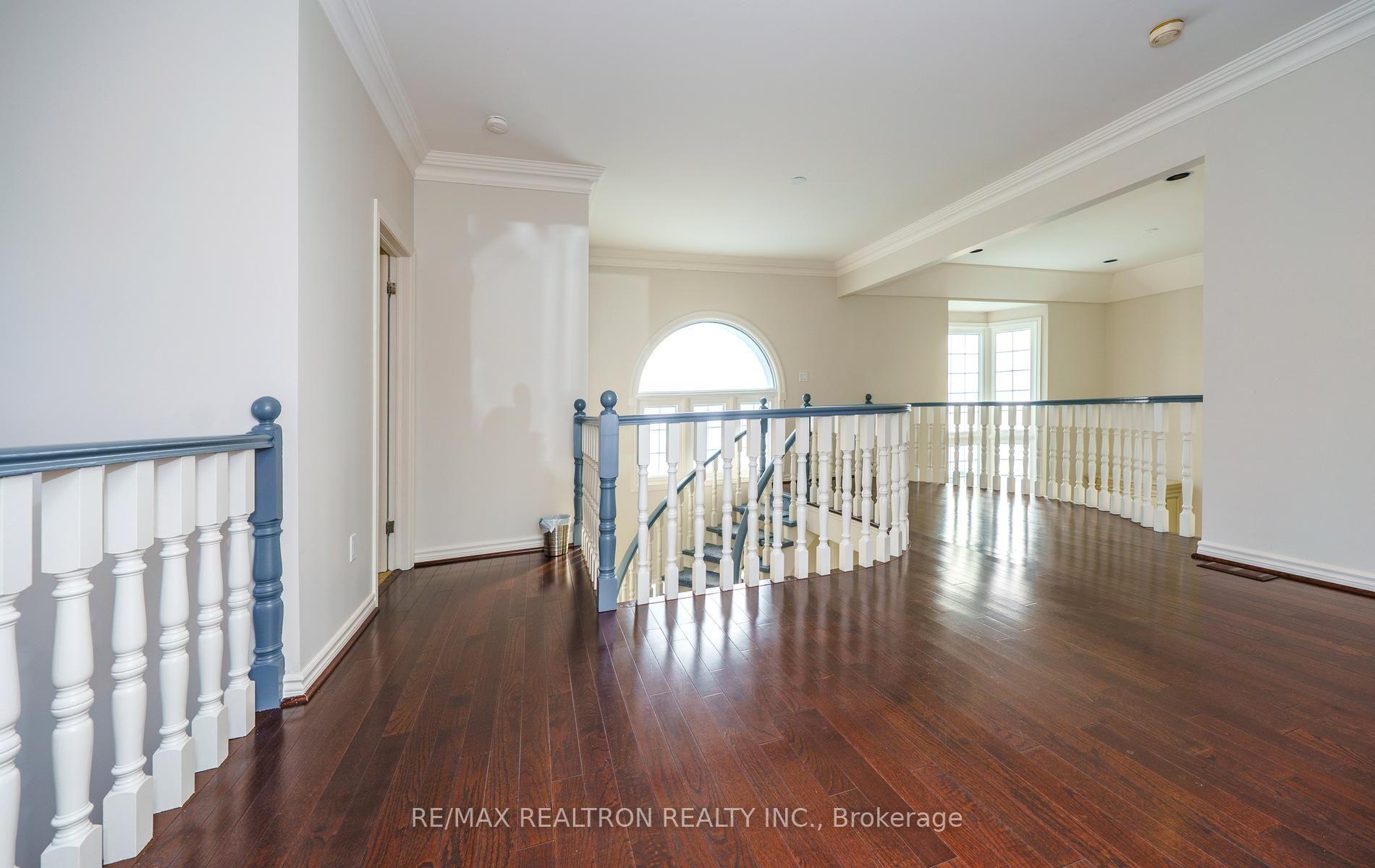 Photo 20 of 96 Markwood Lane, Vaughan, Crestwood-Springfarm-Yorkhill — HOMEH