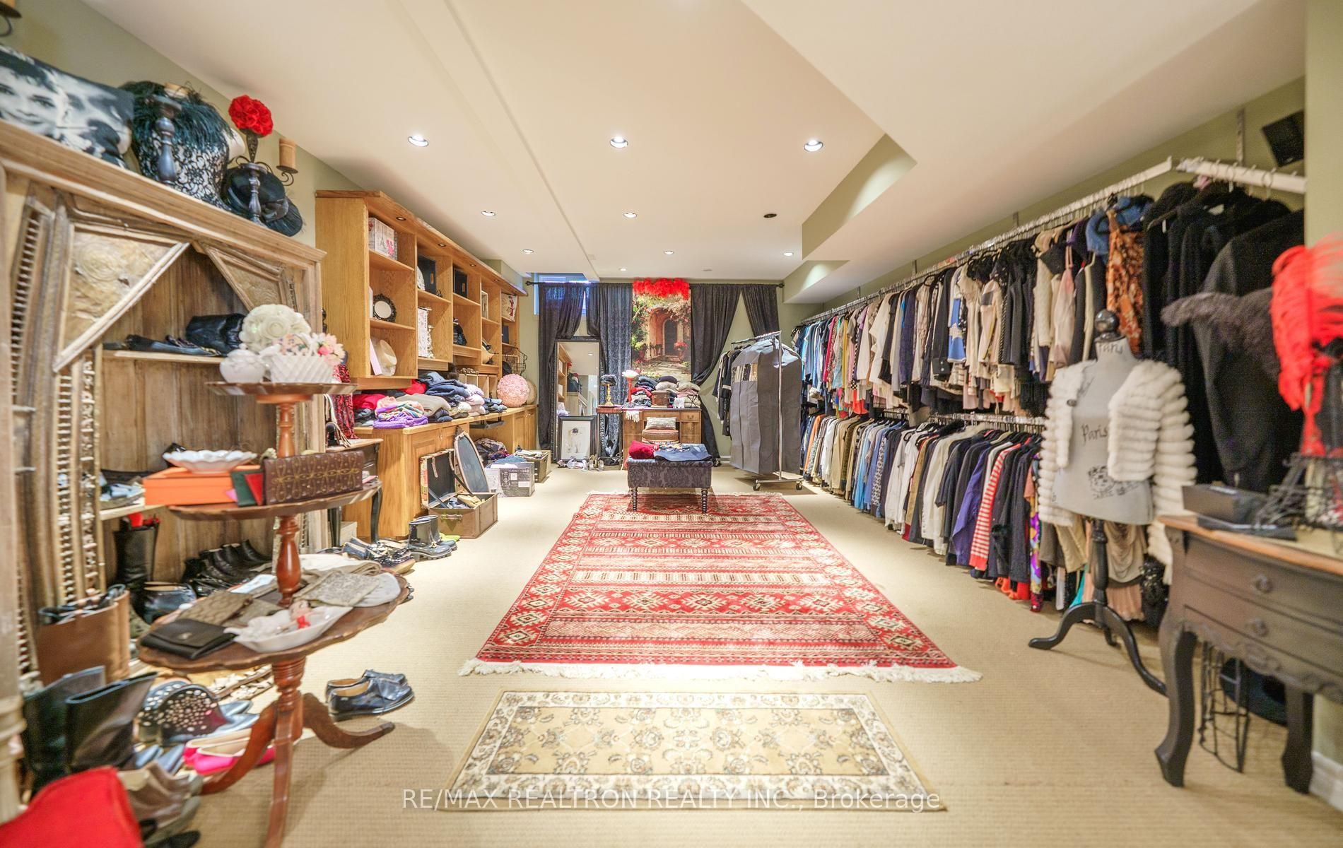 Photo 38 of 96 Markwood Lane, Vaughan, Crestwood-Springfarm-Yorkhill — HOMEH