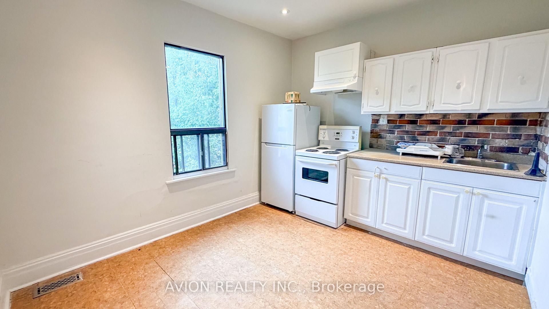 Photo 7 of Unit UPPER, 773 Pape Avenue, Toronto, Danforth — HOMEH