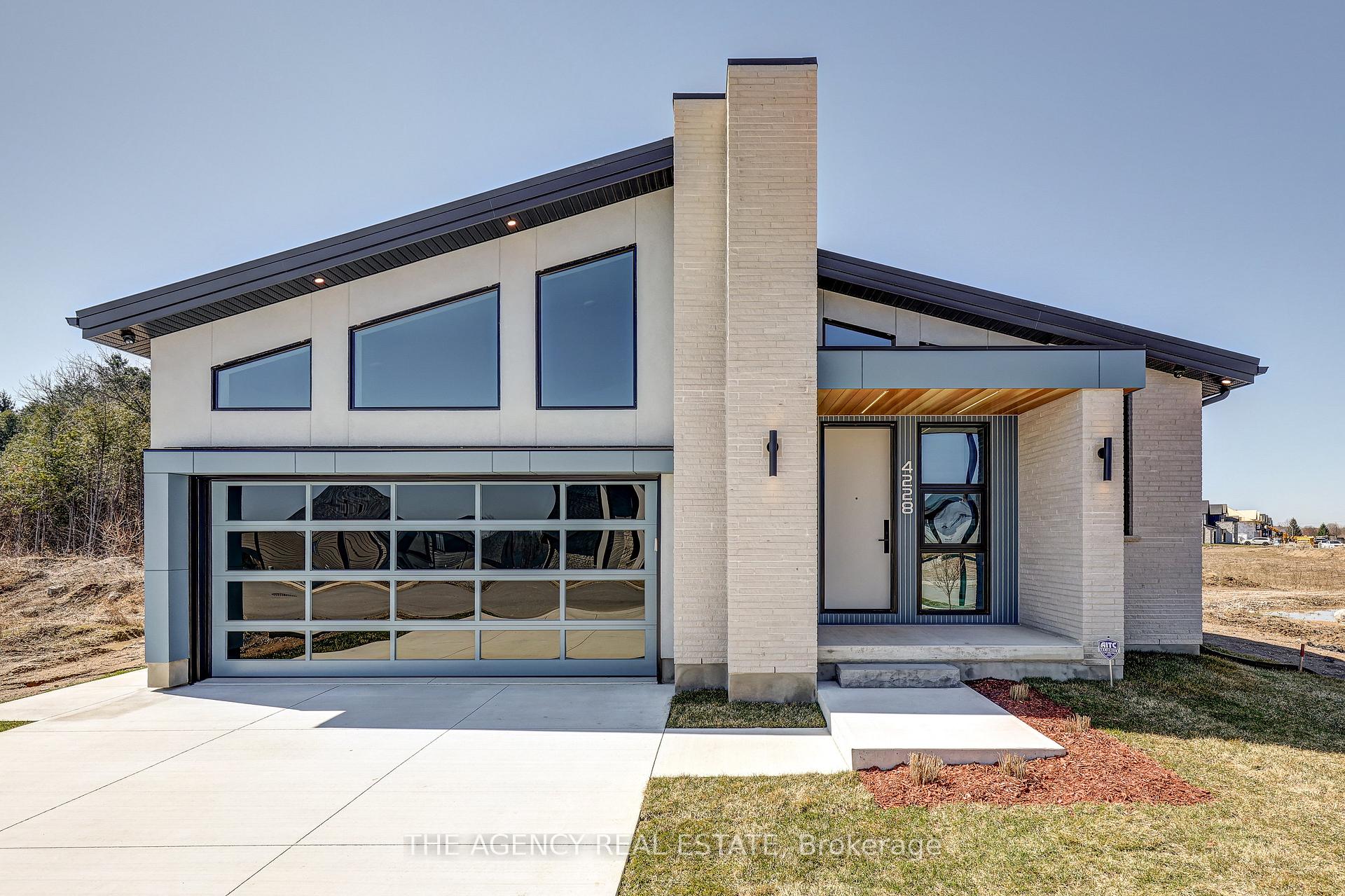 Photo 2 of 4228 Fallingbrook Road, London, South V — HOMEH