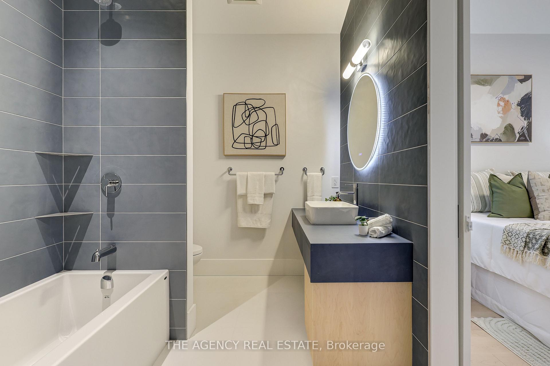 Photo 16 of 4228 Fallingbrook Road, London, South V — HOMEH
