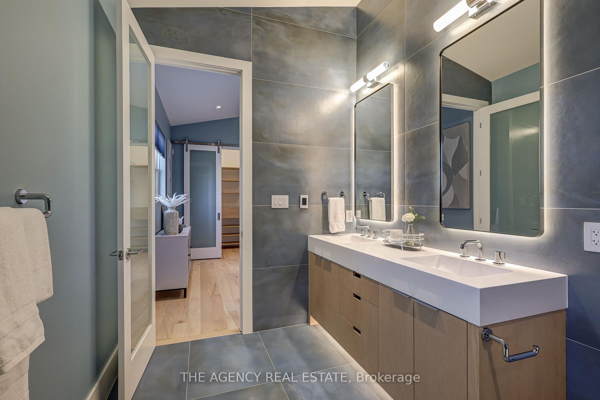 Photo 24 of 4228 Fallingbrook Road, London, South V — HOMEH