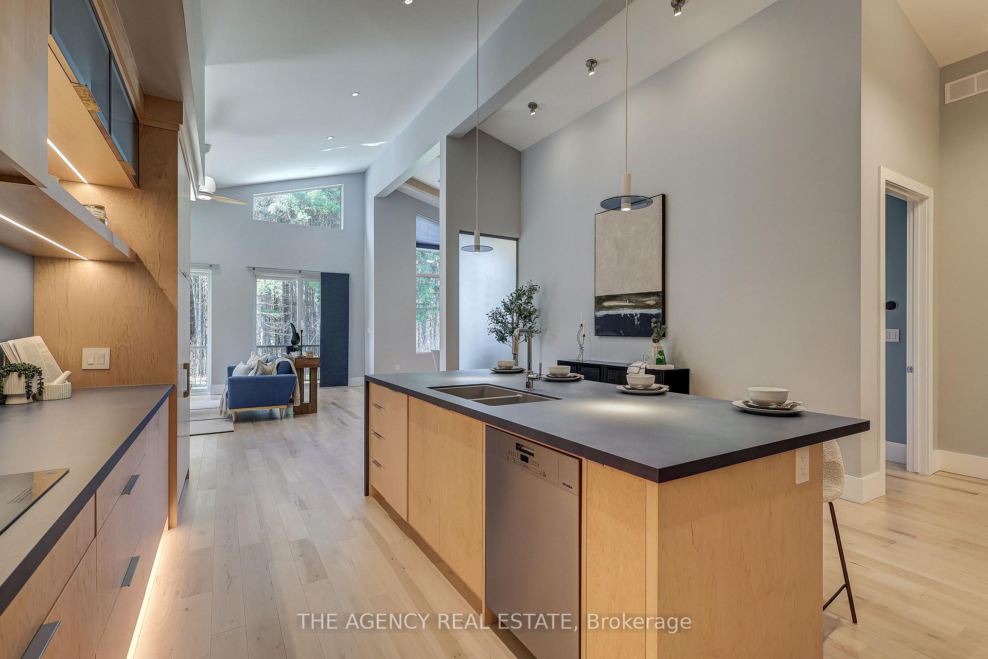Photo 31 of 4228 Fallingbrook Road, London, South V — HOMEH