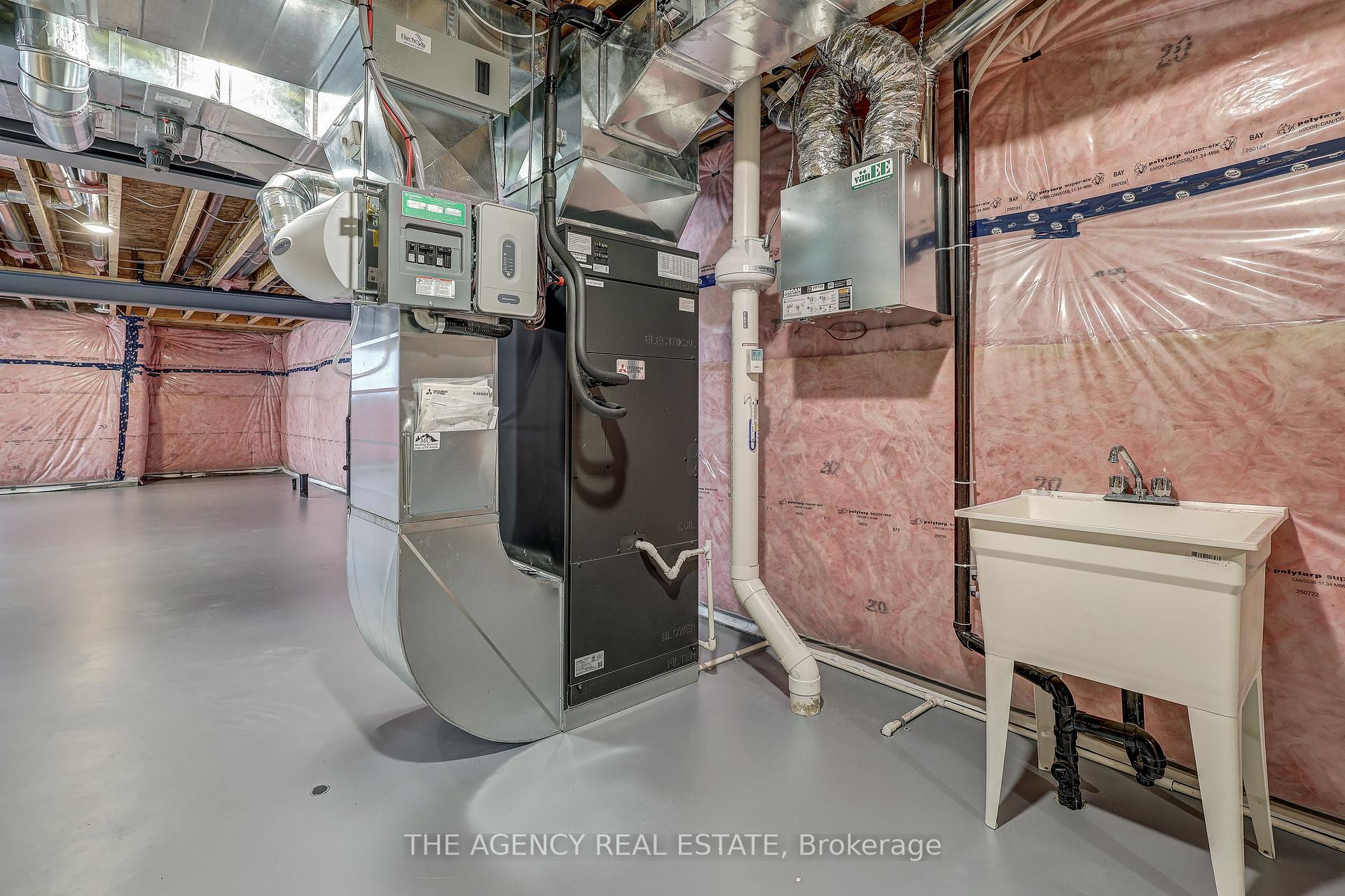 Photo 46 of 4228 Fallingbrook Road, London, South V — HOMEH