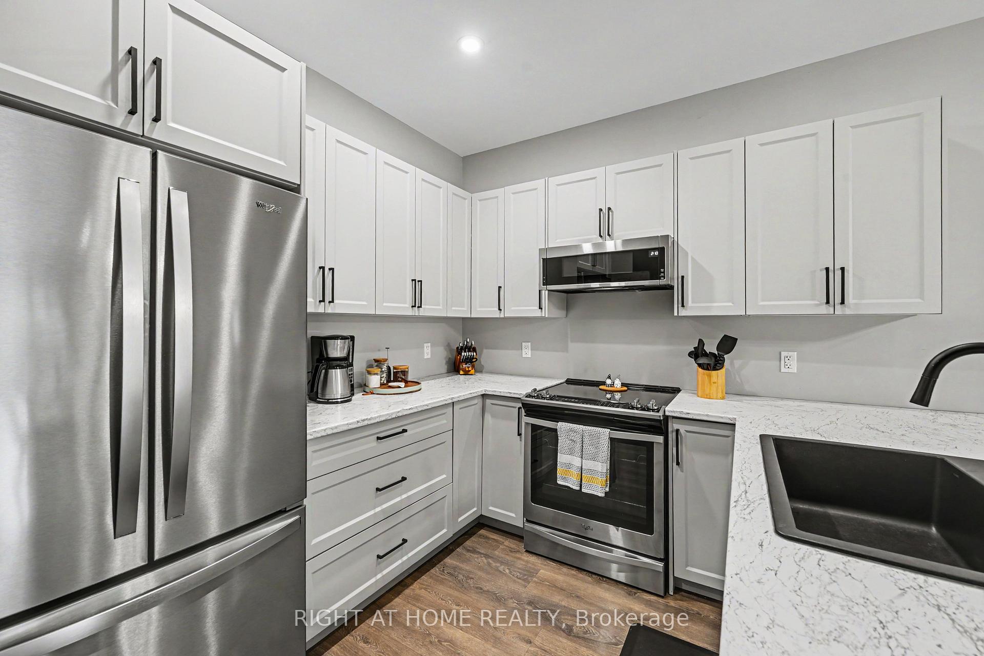 Photo 12 of 306 Forestview Crescent, Renfrew, Renfrew — HOMEH