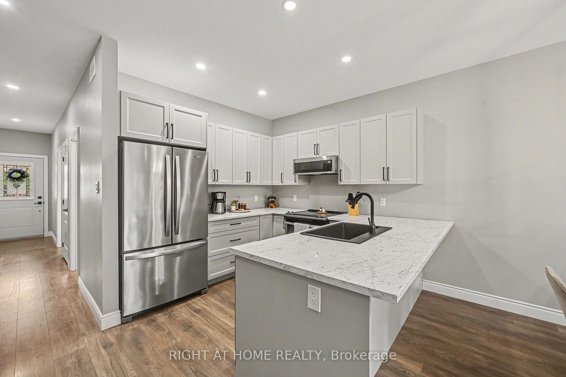 Photo 13 of 306 Forestview Crescent, Renfrew, Renfrew — HOMEH