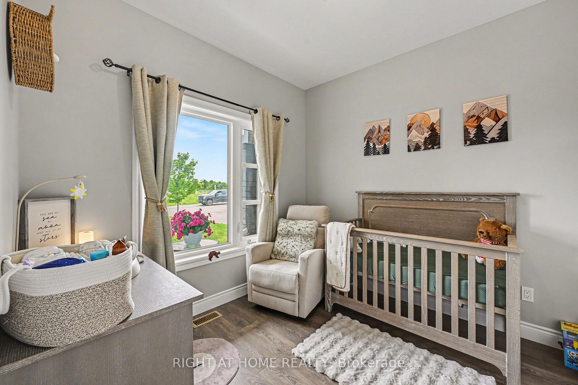 Photo 21 of 306 Forestview Crescent, Renfrew, Renfrew — HOMEH