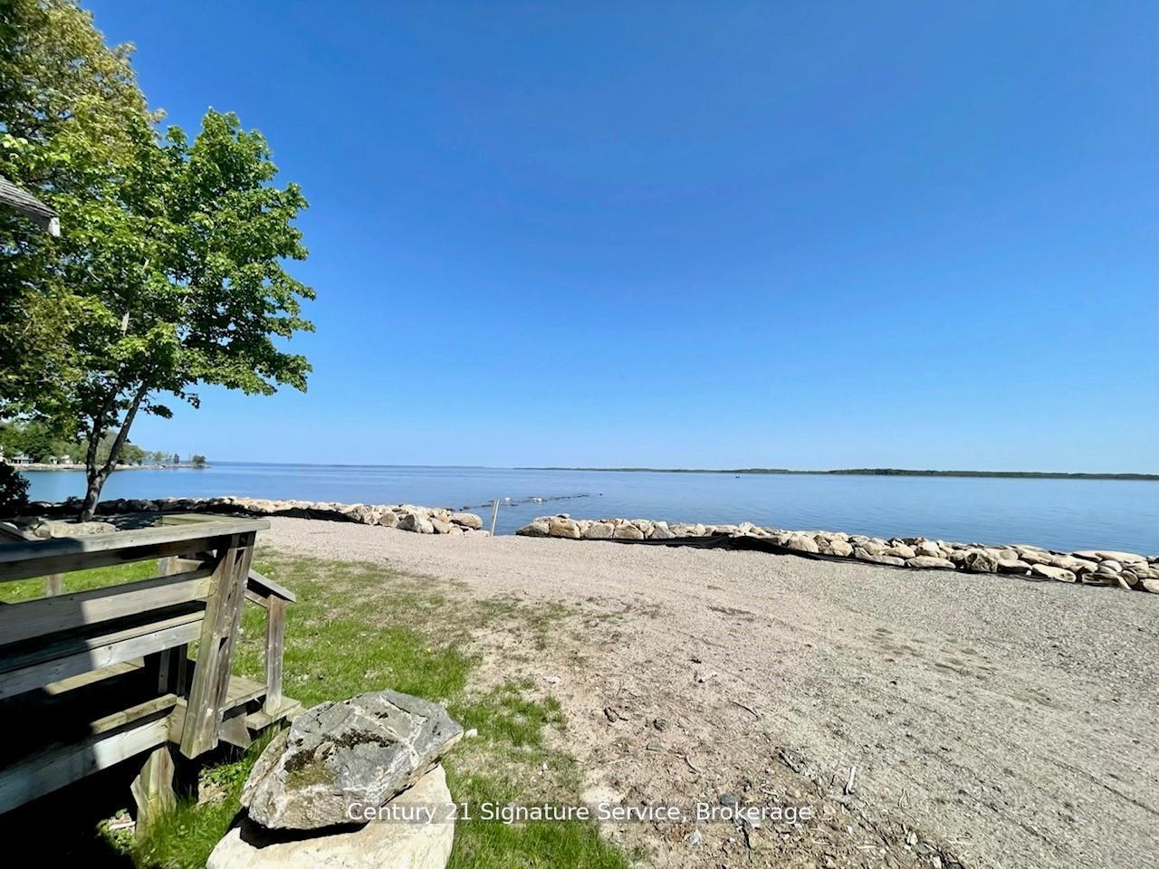 Photo 8 of 264 Robins Point Road, Tay, Victoria Harbour — HOMEH