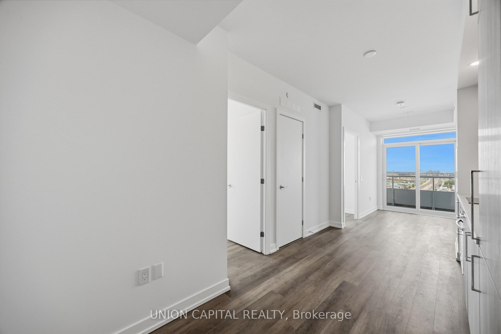 Photo 7 of Unit 1102, 5 Meadowdale Road, Vaughan, Vaughan Corporate Centre — HOMEH