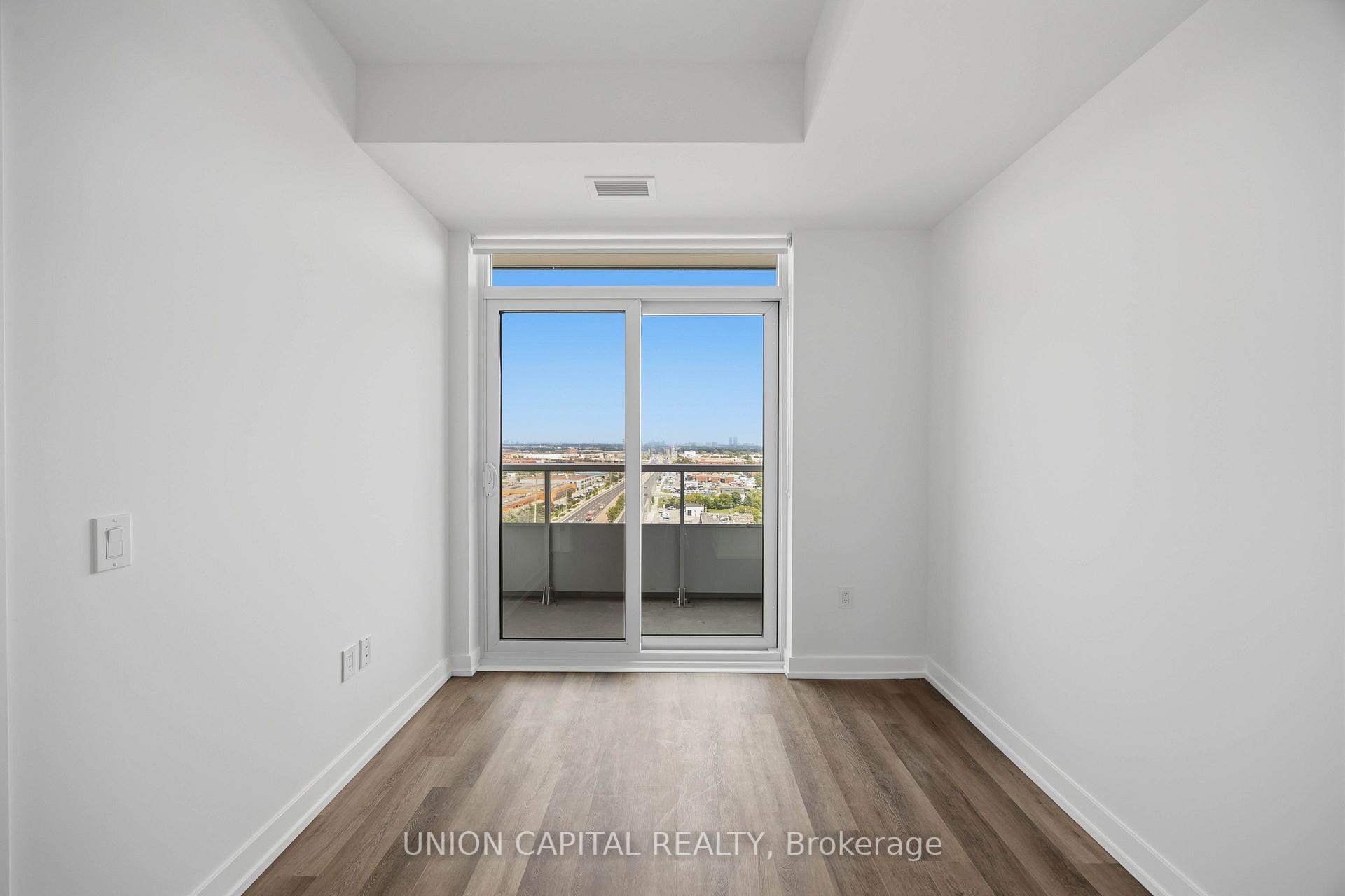 Photo 12 of Unit 1102, 5 Meadowdale Road, Vaughan, Vaughan Corporate Centre — HOMEH