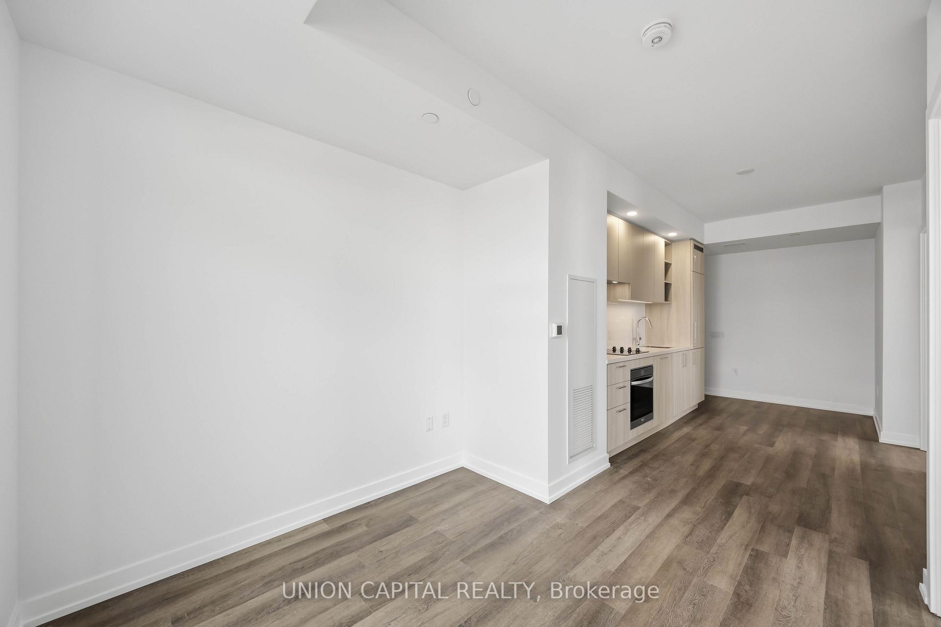 Photo 13 of Unit 1102, 5 Meadowdale Road, Vaughan, Vaughan Corporate Centre — HOMEH