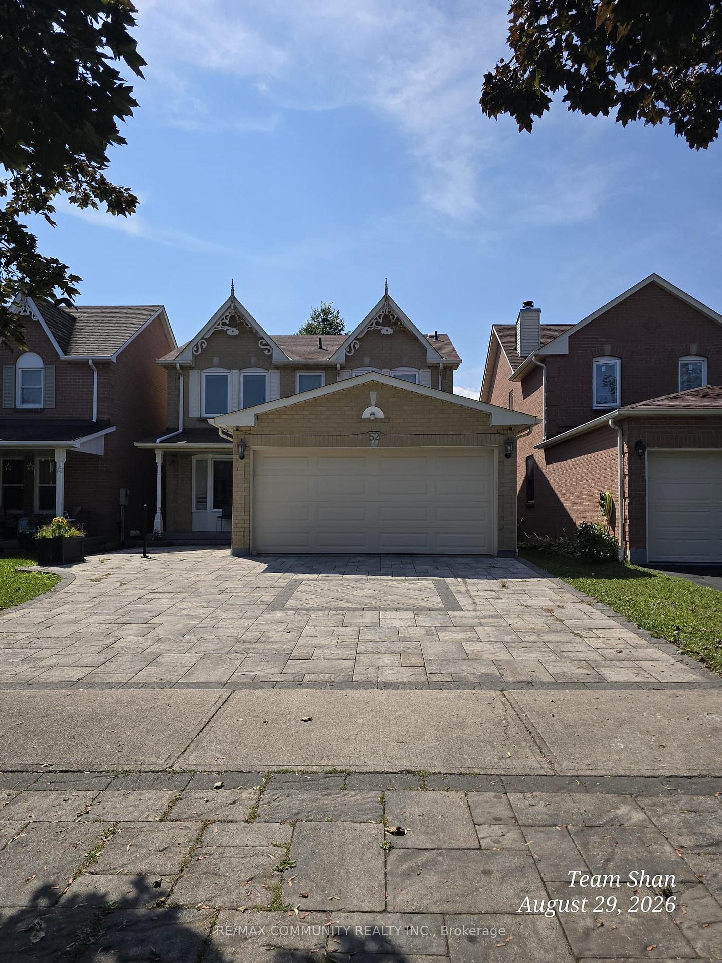 Photo 3 of Unit Main, 52 Noake Crescent, Ajax, Central — HOMEH