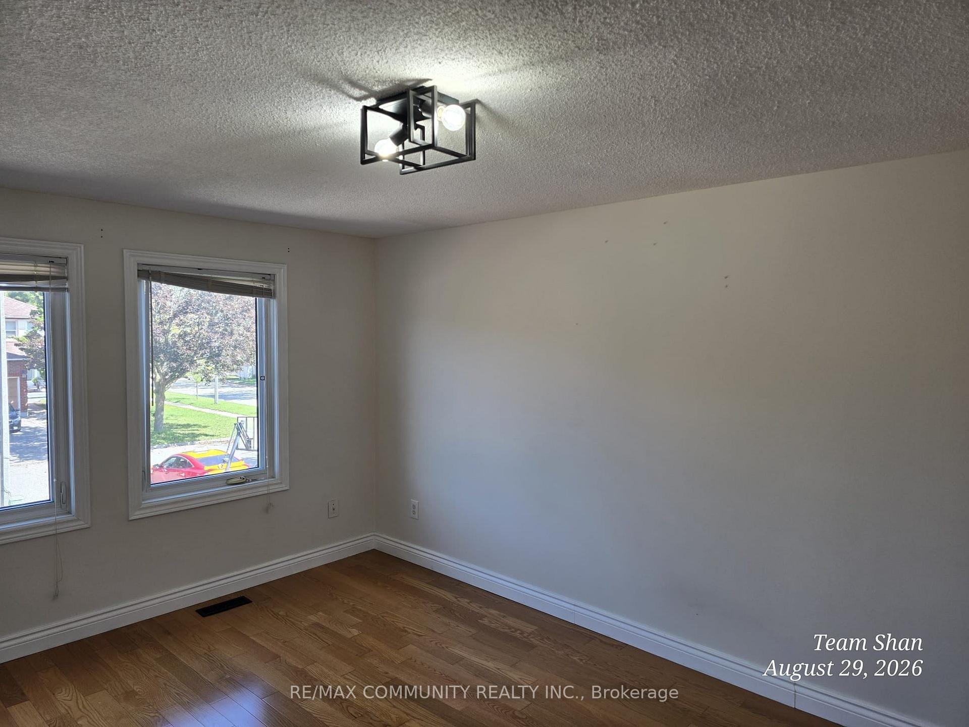 Photo 17 of Unit Main, 52 Noake Crescent, Ajax, Central — HOMEH