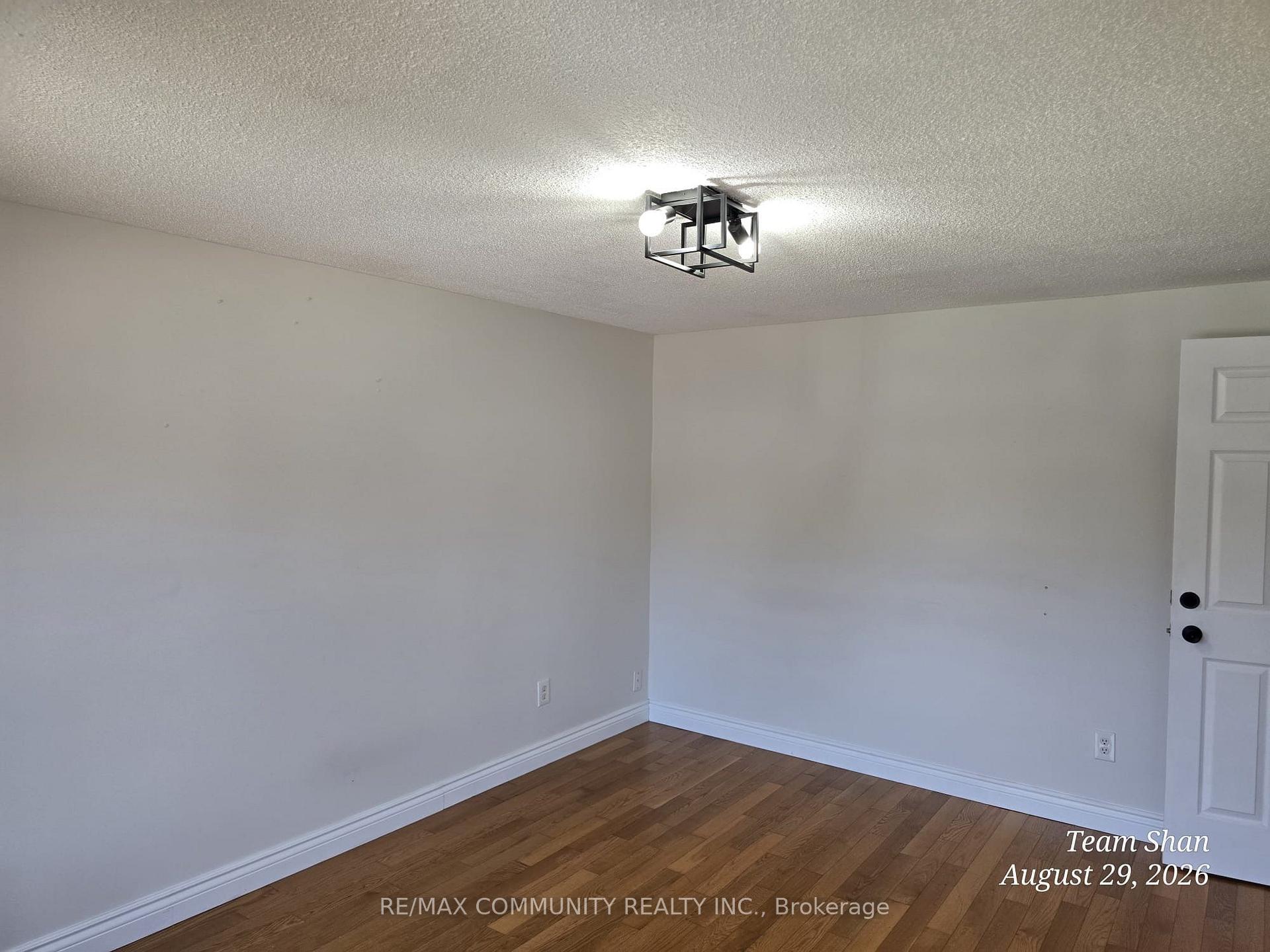 Photo 18 of Unit Main, 52 Noake Crescent, Ajax, Central — HOMEH