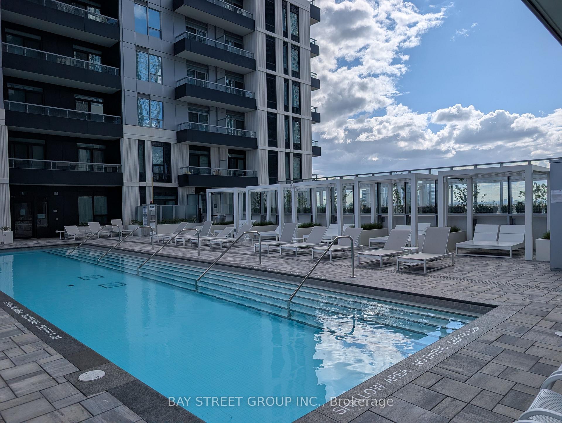 Photo 9 of 2851 Highway 7 Street, Vaughan, Concord — HOMEH