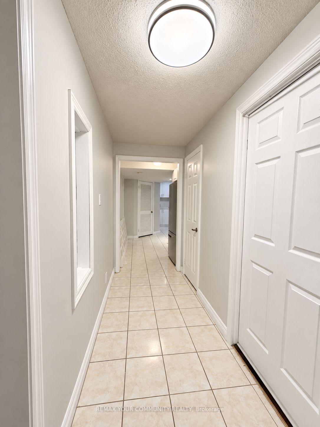 Photo 5 of 1 Evergreen Crescent, Markham, Aileen-Willowbrook — HOMEH