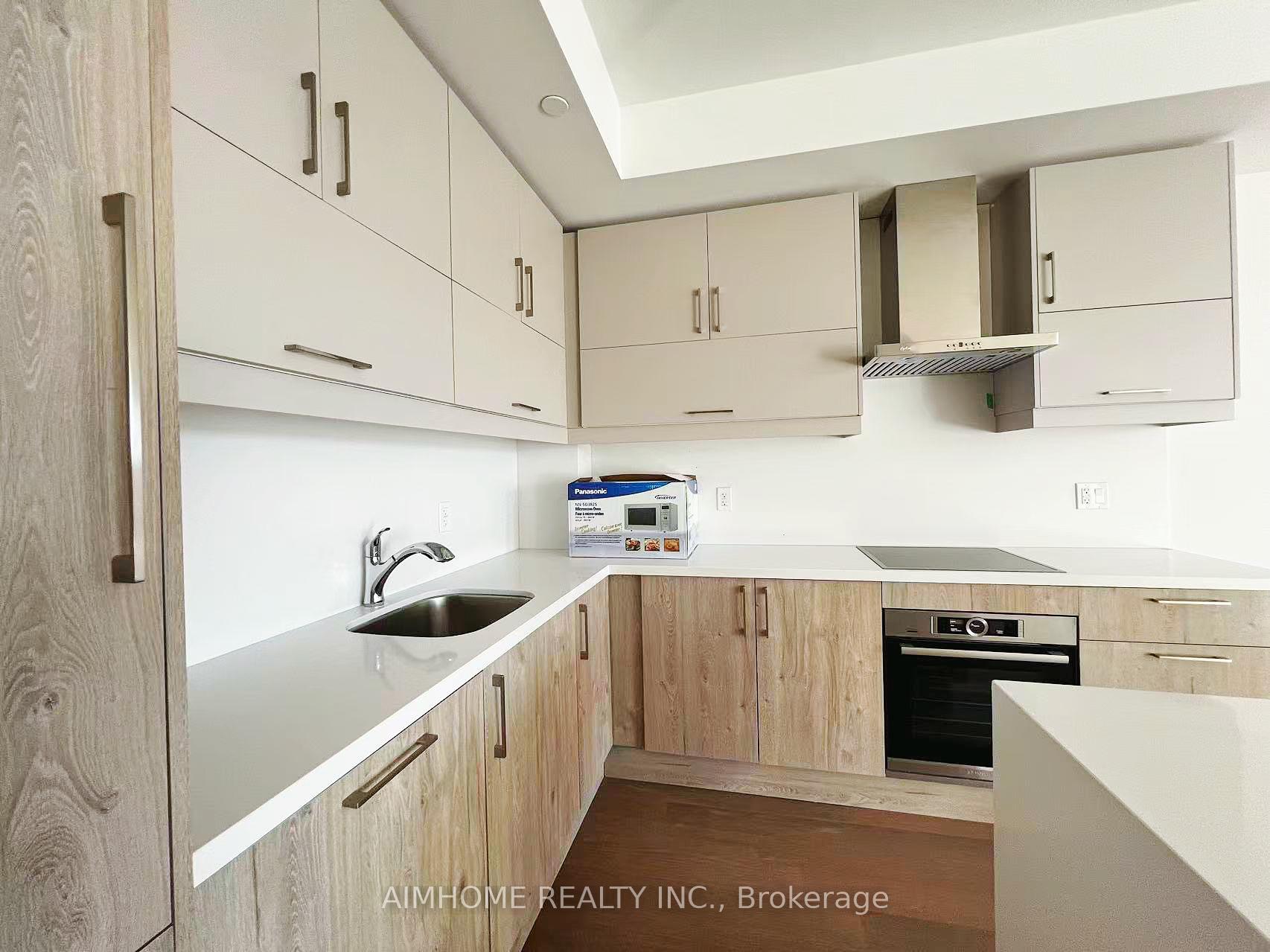 Photo 19 of Unit 902, 38 Simcoe Promenade, Markham, Unionville — HOMEH