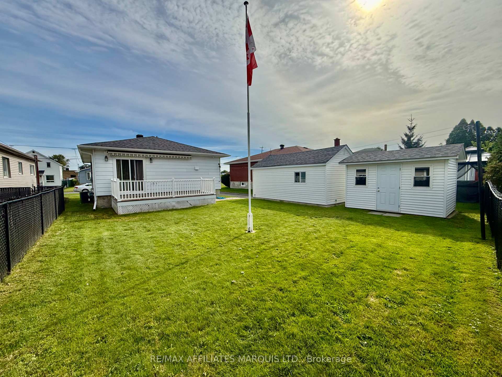 Photo 2 of 1330 Aubin Avenue, Cornwall, Cornwall — HOMEH