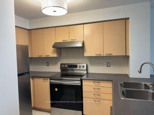 Photo 4 of Unit 618, 62 Suncrest Boulevard, Markham, Commerce Valley — HOMEH