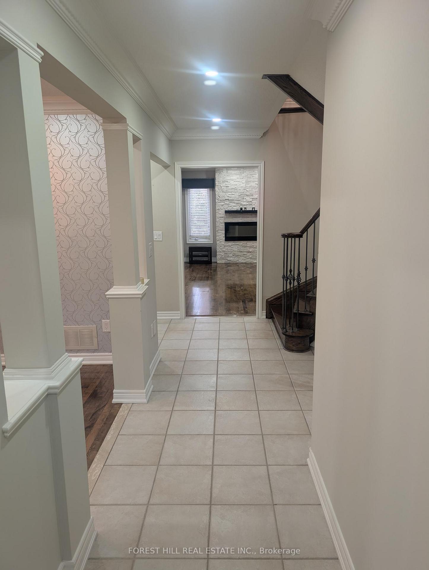 Photo 3 of 224 Bachman Drive, Vaughan, Maple — HOMEH