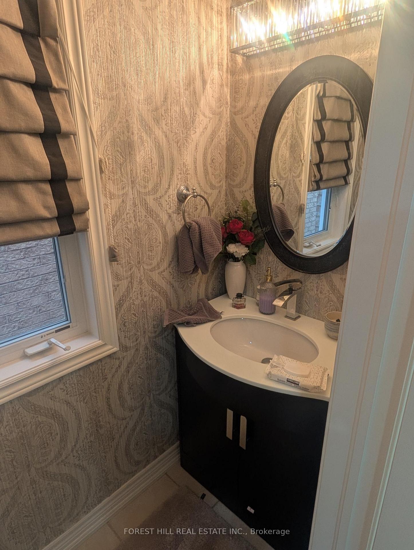 Photo 6 of 224 Bachman Drive, Vaughan, Maple — HOMEH