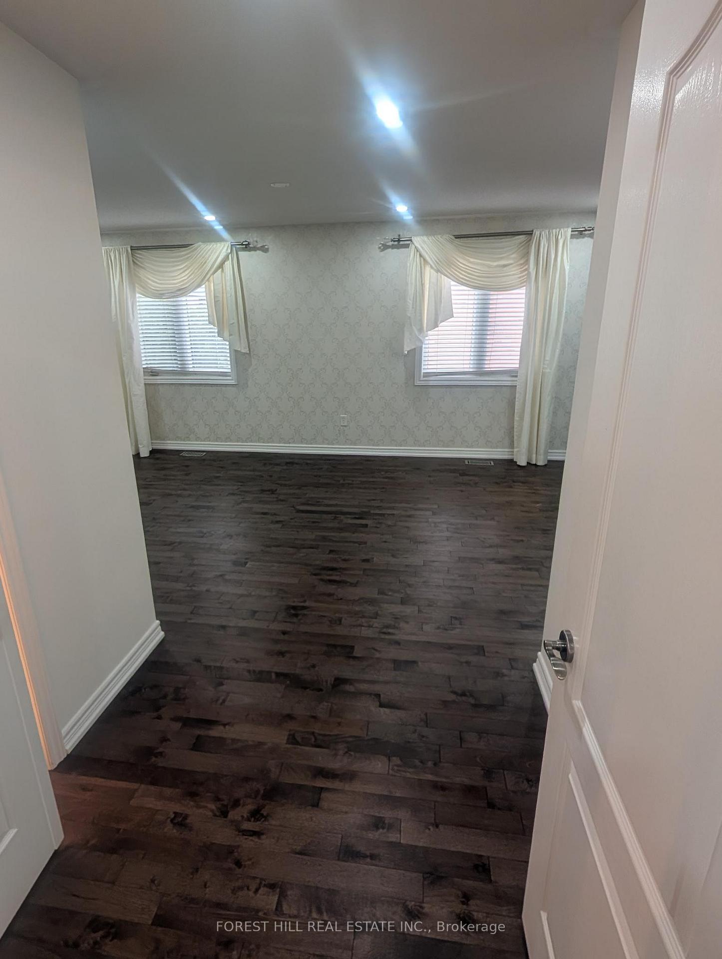 Photo 14 of 224 Bachman Drive, Vaughan, Maple — HOMEH