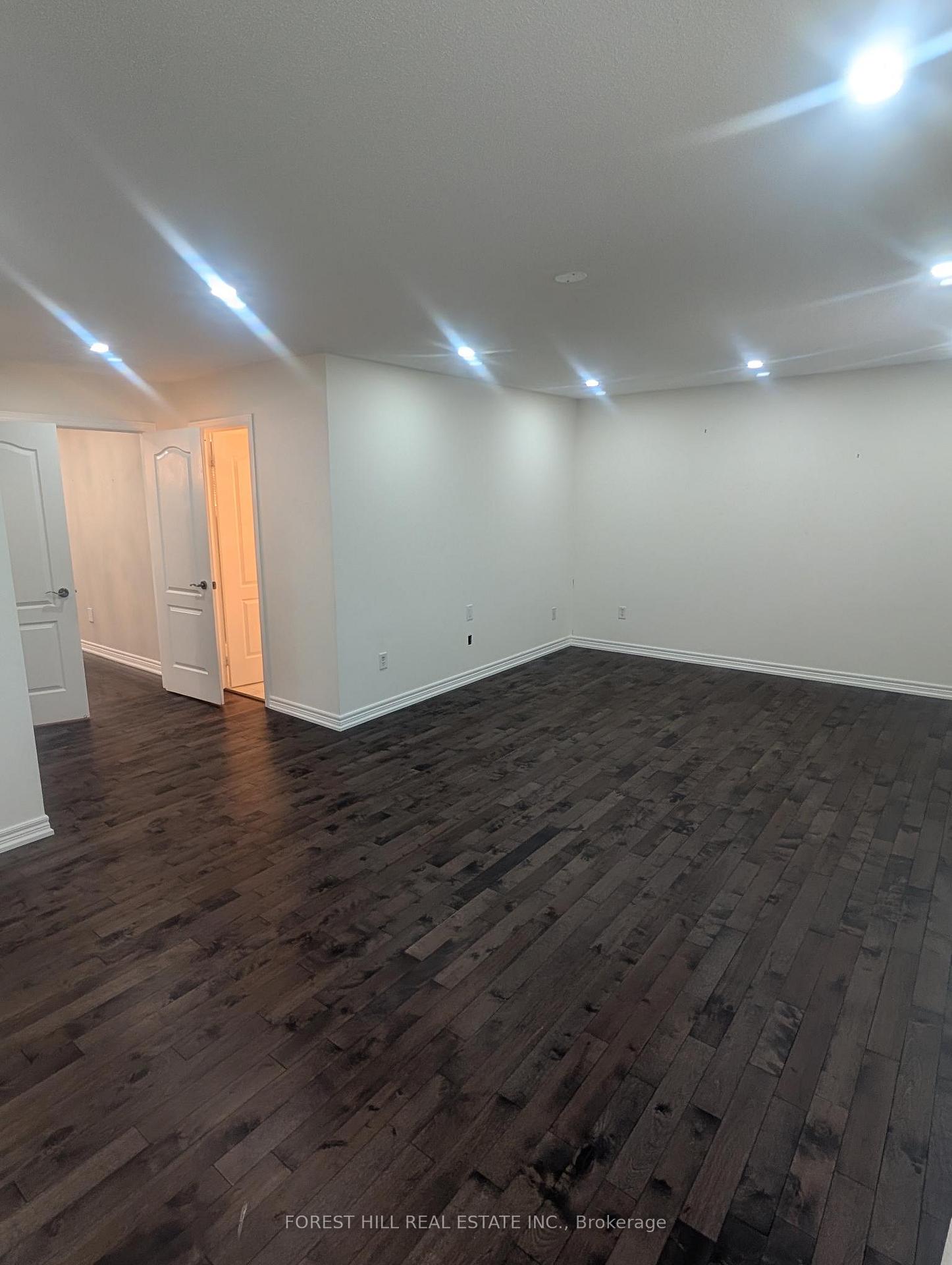 Photo 16 of 224 Bachman Drive, Vaughan, Maple — HOMEH