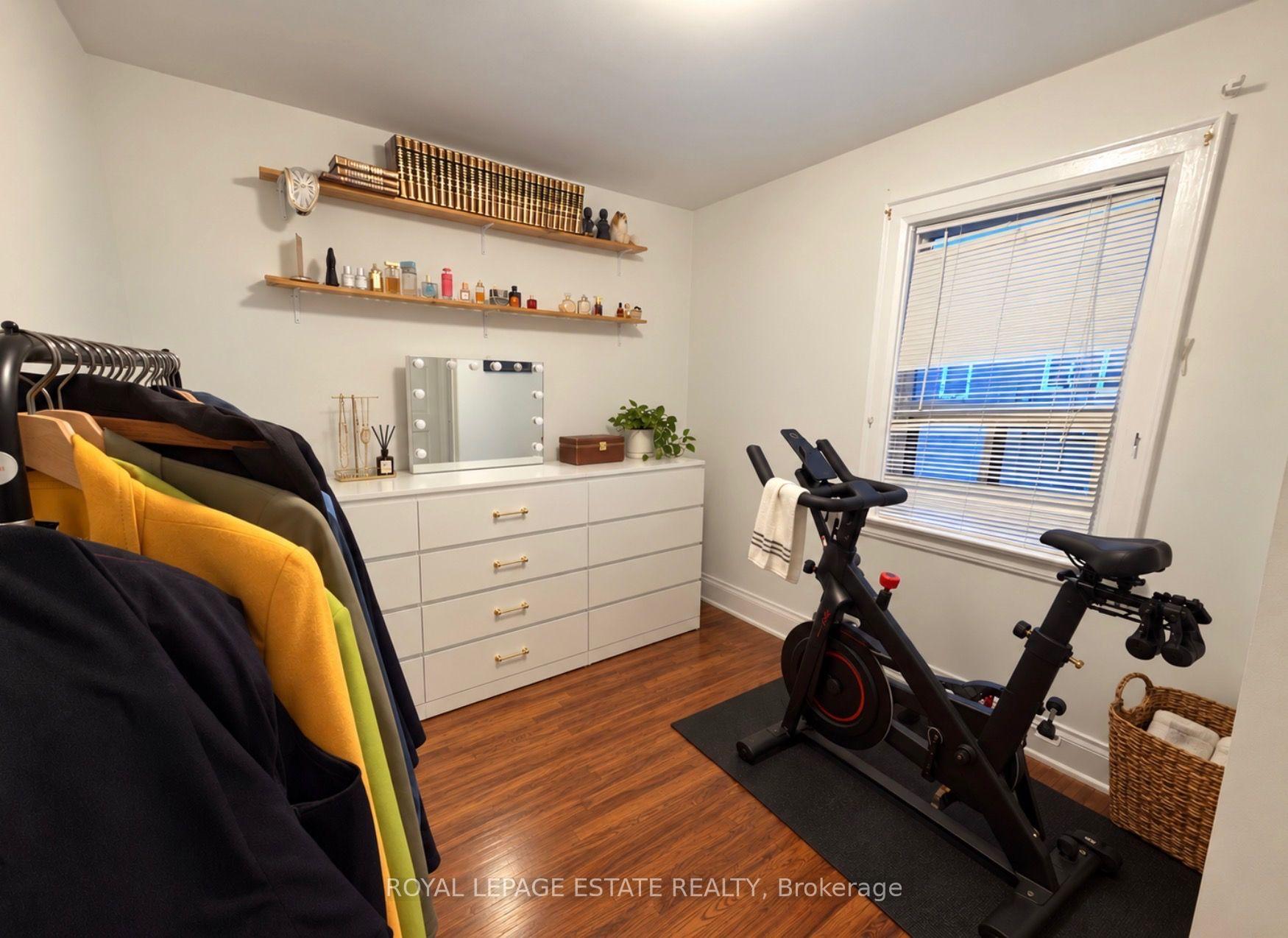 Photo 11 of 20 Glen Manor Drive, Toronto, The Beaches — HOMEH