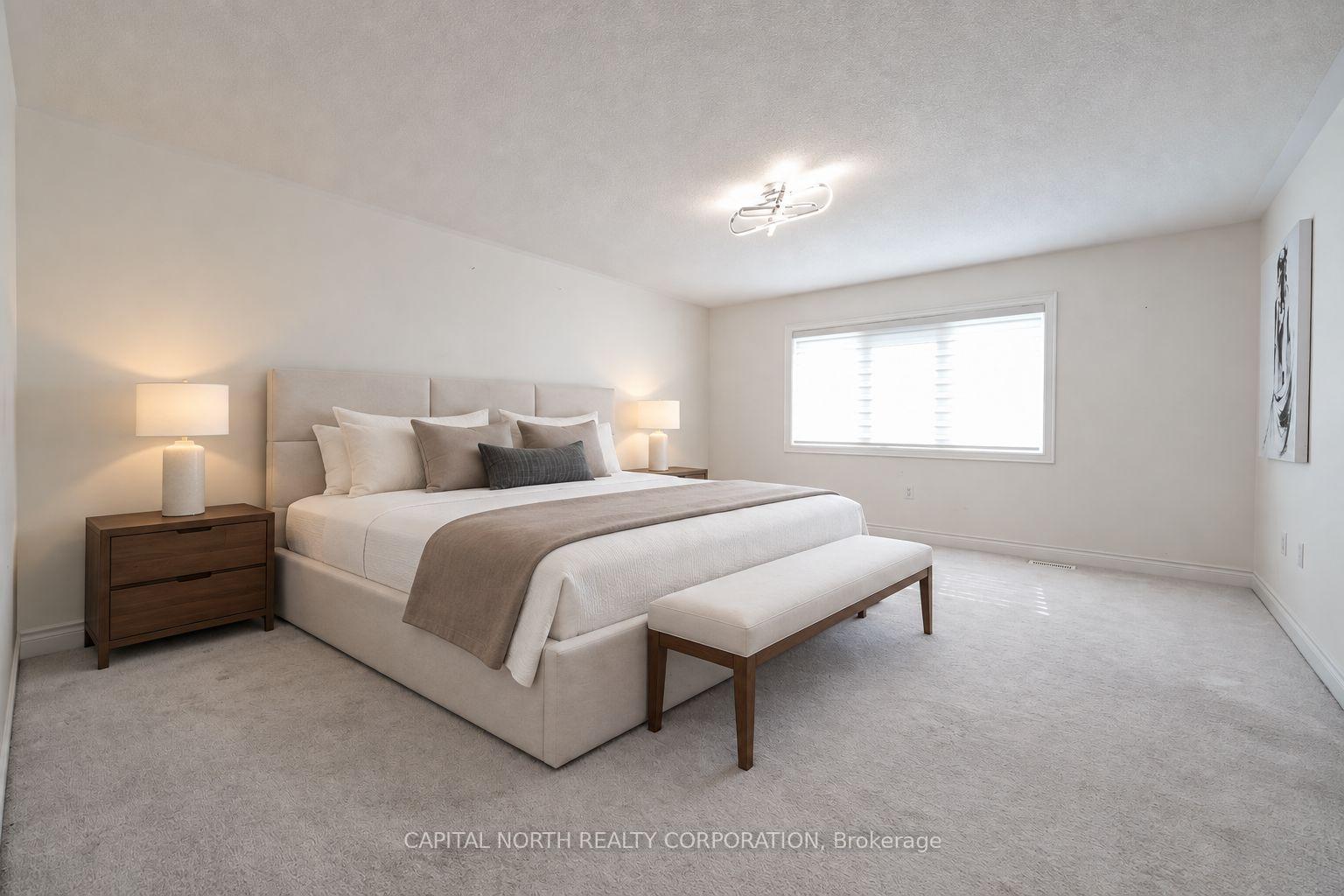 Photo 17 of 19 Tesla Crescent, East Gwillimbury, Holland Landing — HOMEH