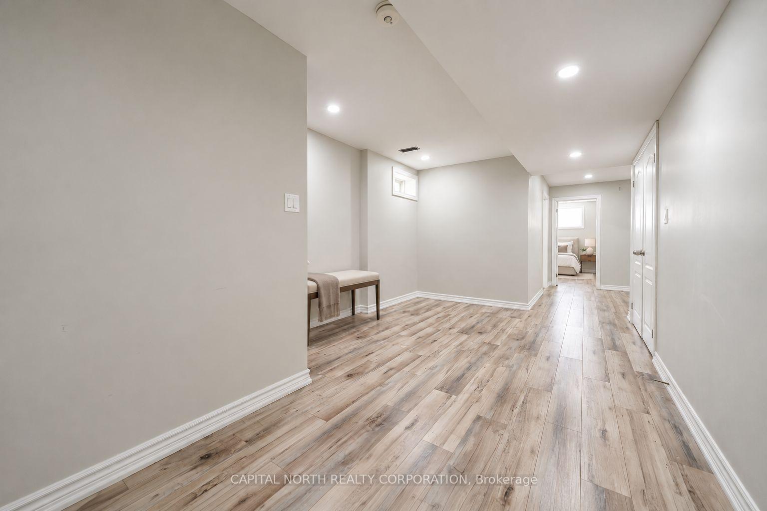 Photo 28 of 19 Tesla Crescent, East Gwillimbury, Holland Landing — HOMEH
