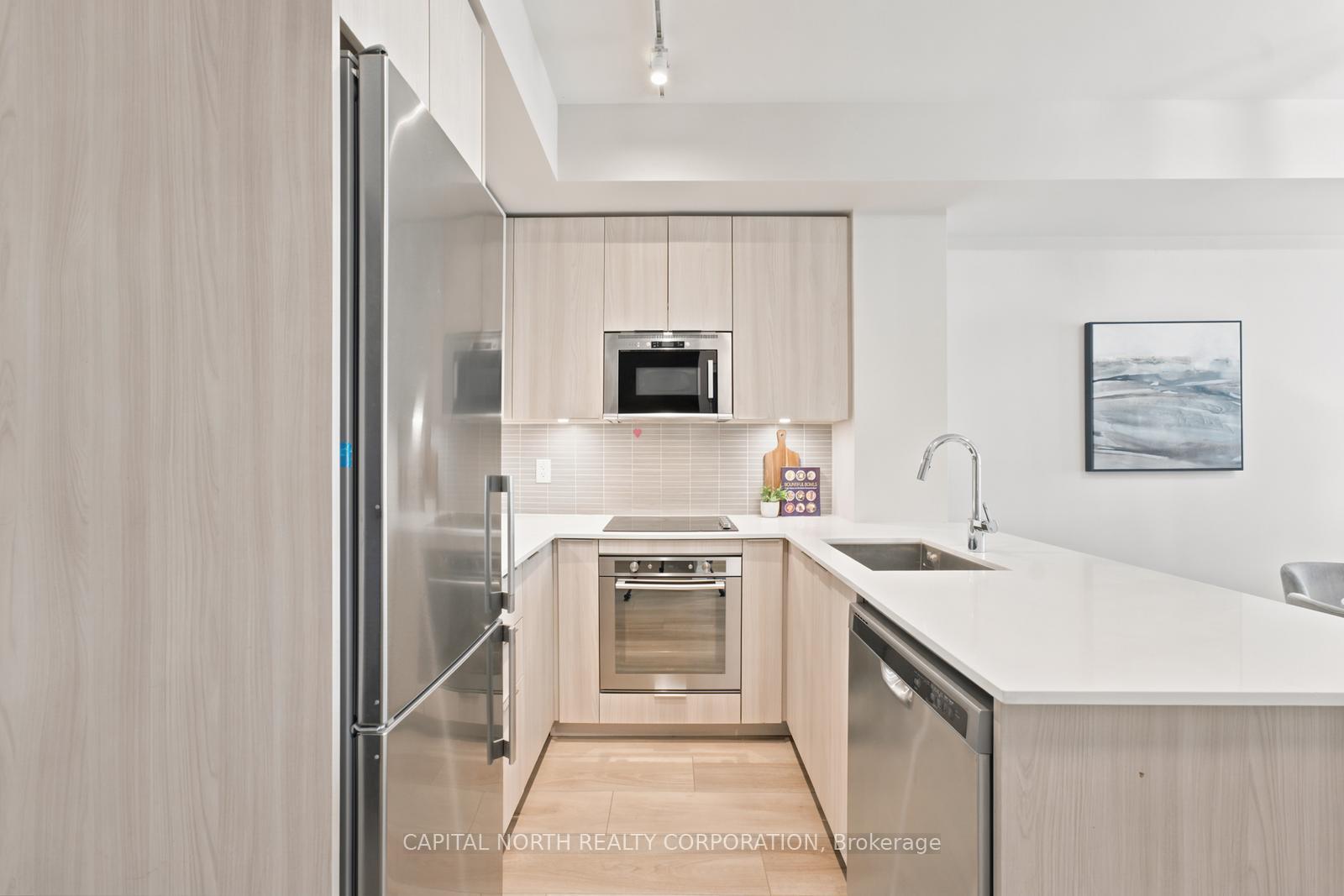 Photo 6 of Unit 524, 99 Eagle Rock Way, Vaughan, Rural Vaughan — HOMEH