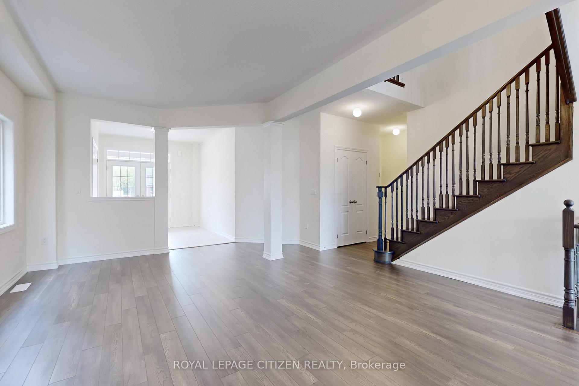 Photo 4 of 123 Cliff Thompson Crescent, Georgina, Sutton & Jackson's Point — HOMEH