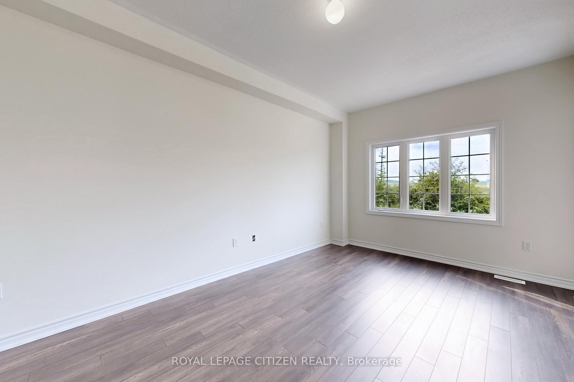 Photo 6 of 123 Cliff Thompson Crescent, Georgina, Sutton & Jackson's Point — HOMEH
