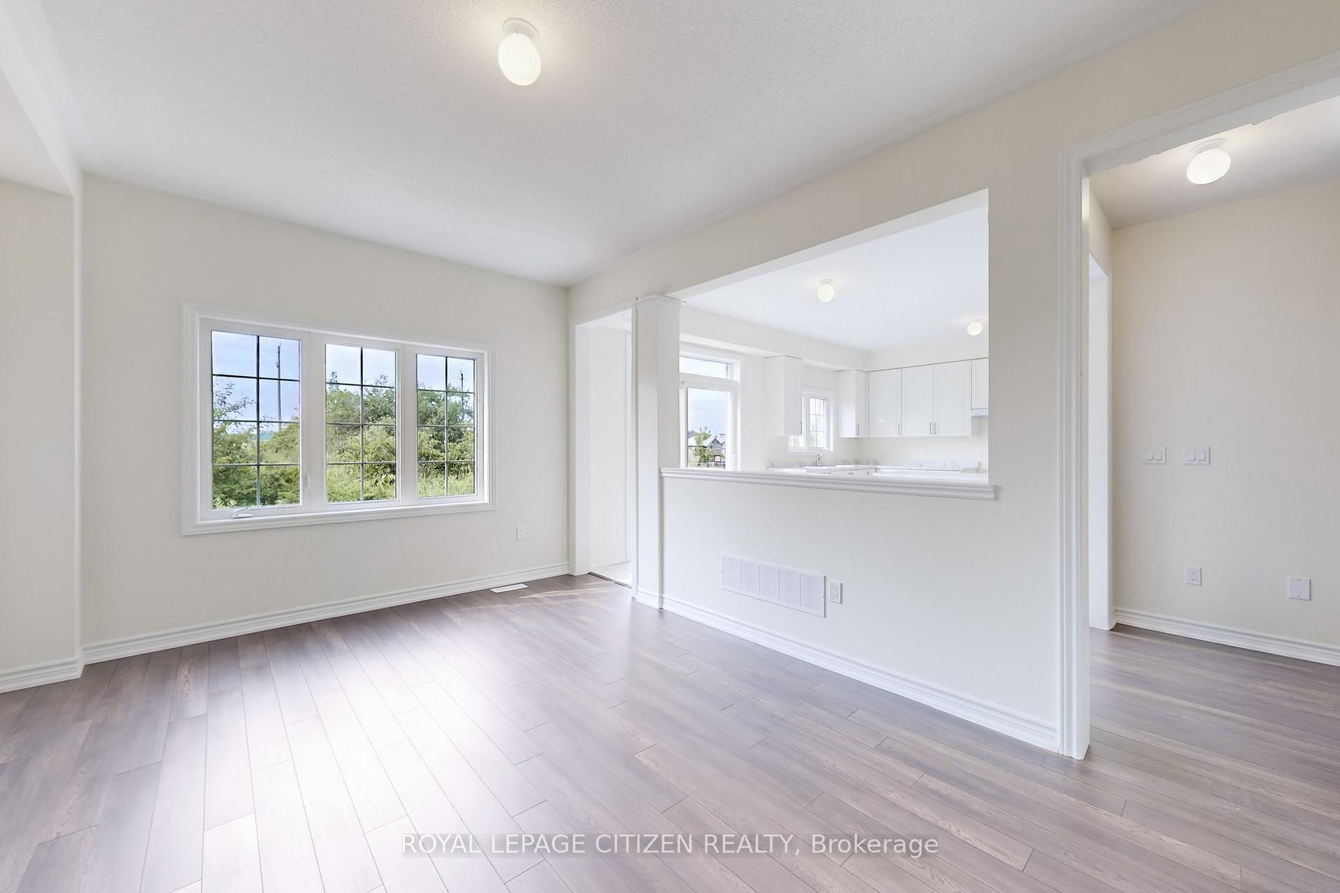 Photo 7 of 123 Cliff Thompson Crescent, Georgina, Sutton & Jackson's Point — HOMEH